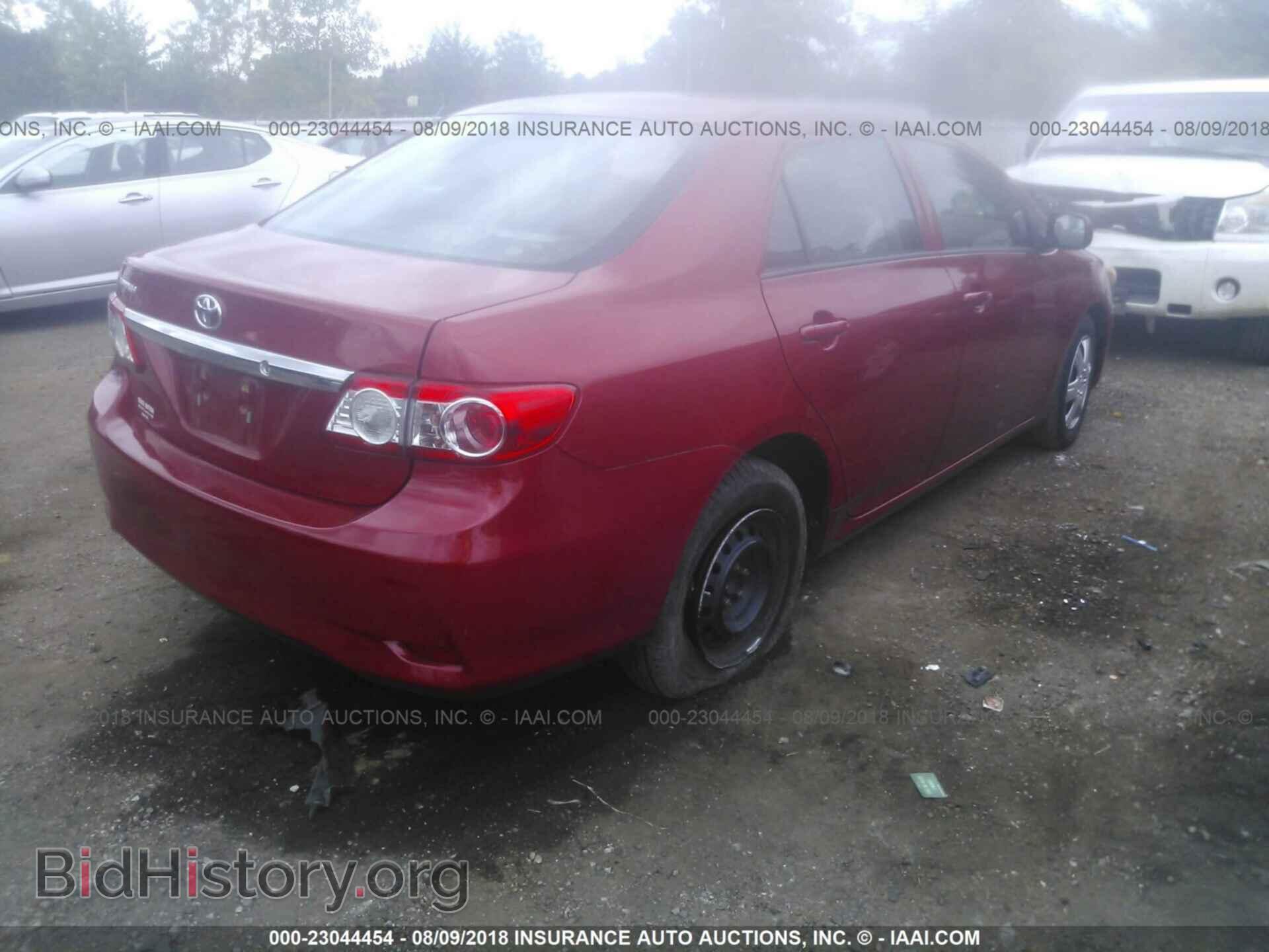 2013 Toyota Corolla - VIN: 2T1BU4EE5DC940136 - Photo 4