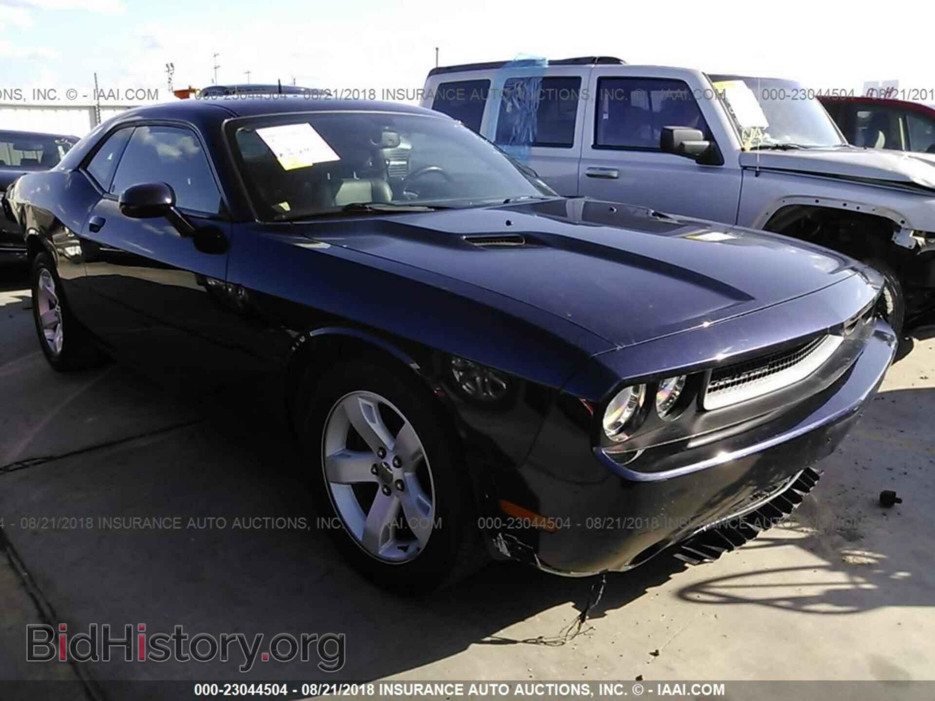 Photo 2C3CDYAG7CH137534 - Dodge Challenger 2012