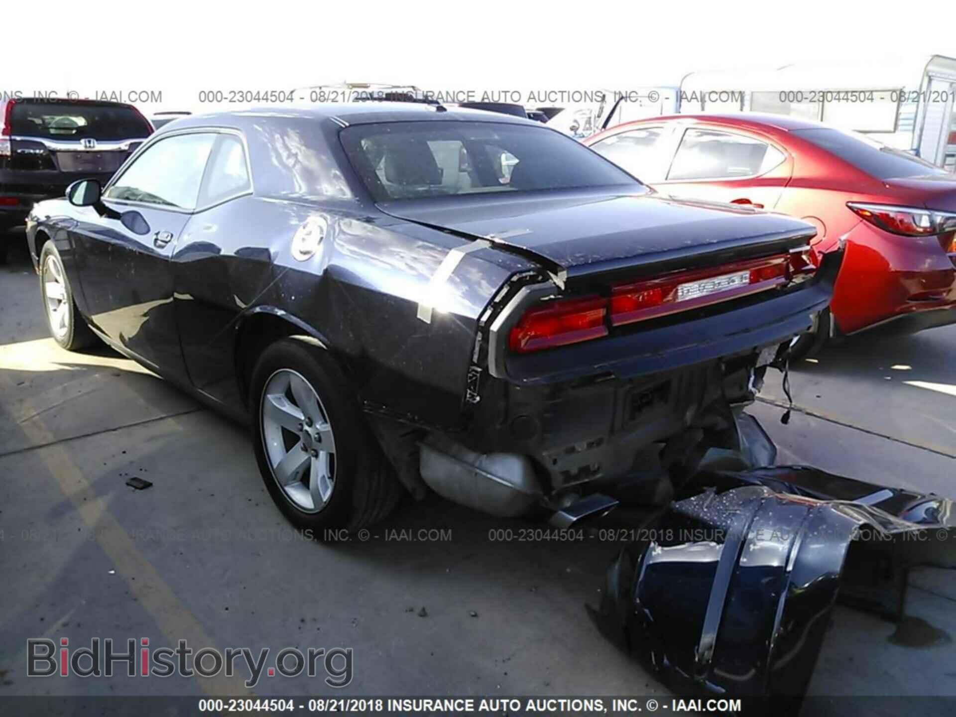 2012 Dodge Challenger - VIN: 2C3CDYAG7CH137534 - Фото 3