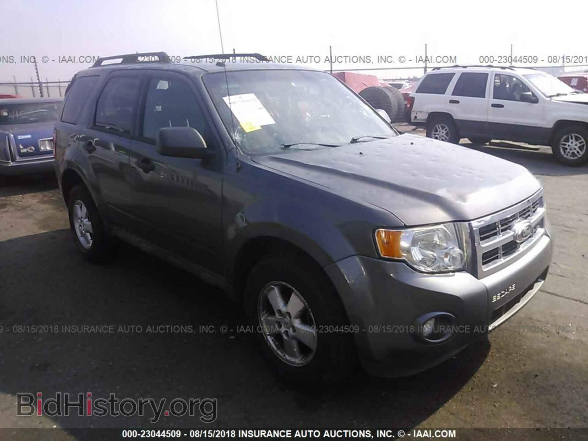 Photo 1FMCU9D73CKC55470 - Ford Escape 2012