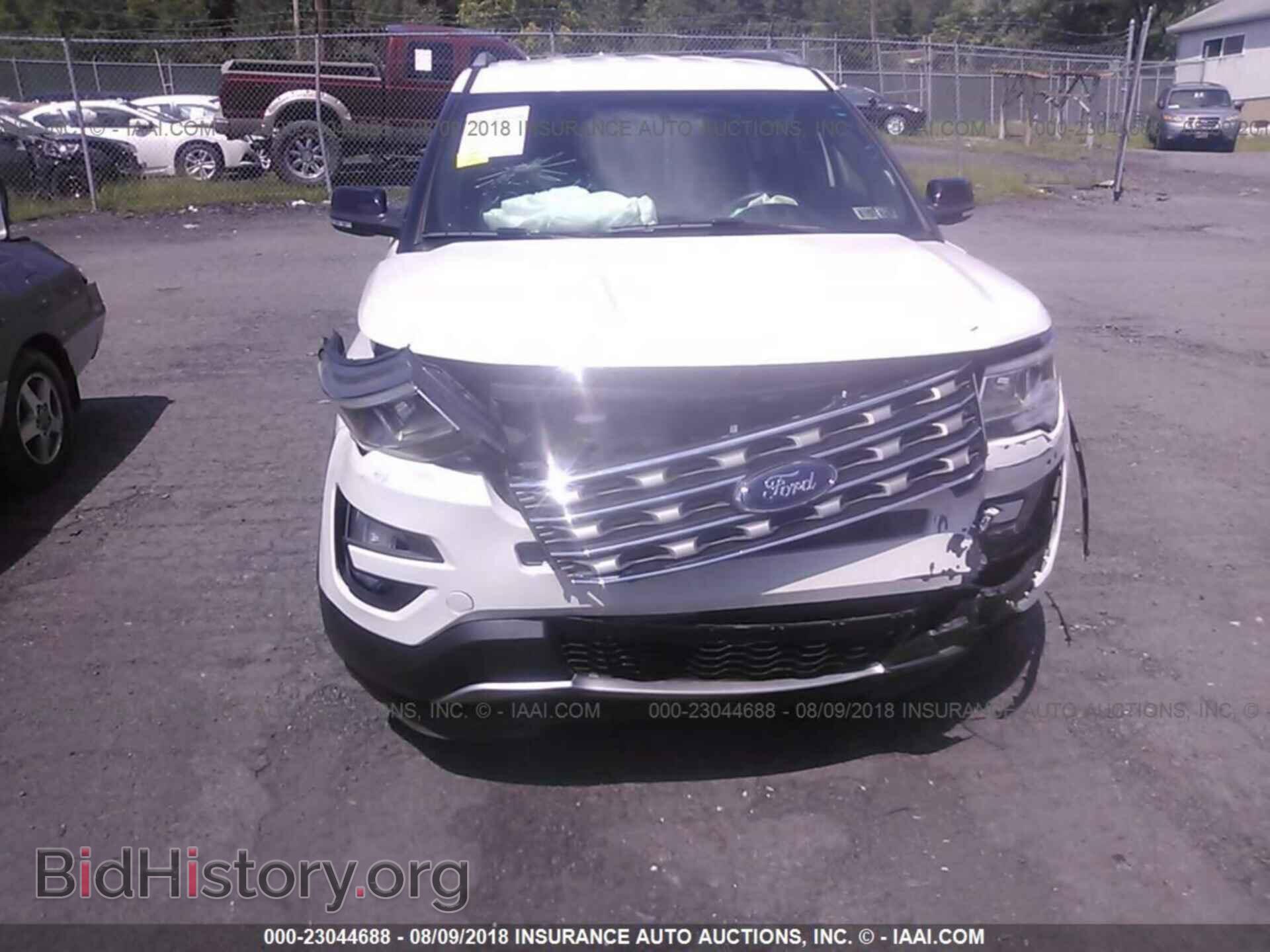 2017 Ford Explorer - VIN: 1FM5K8D85HGA14361 - Photo 6