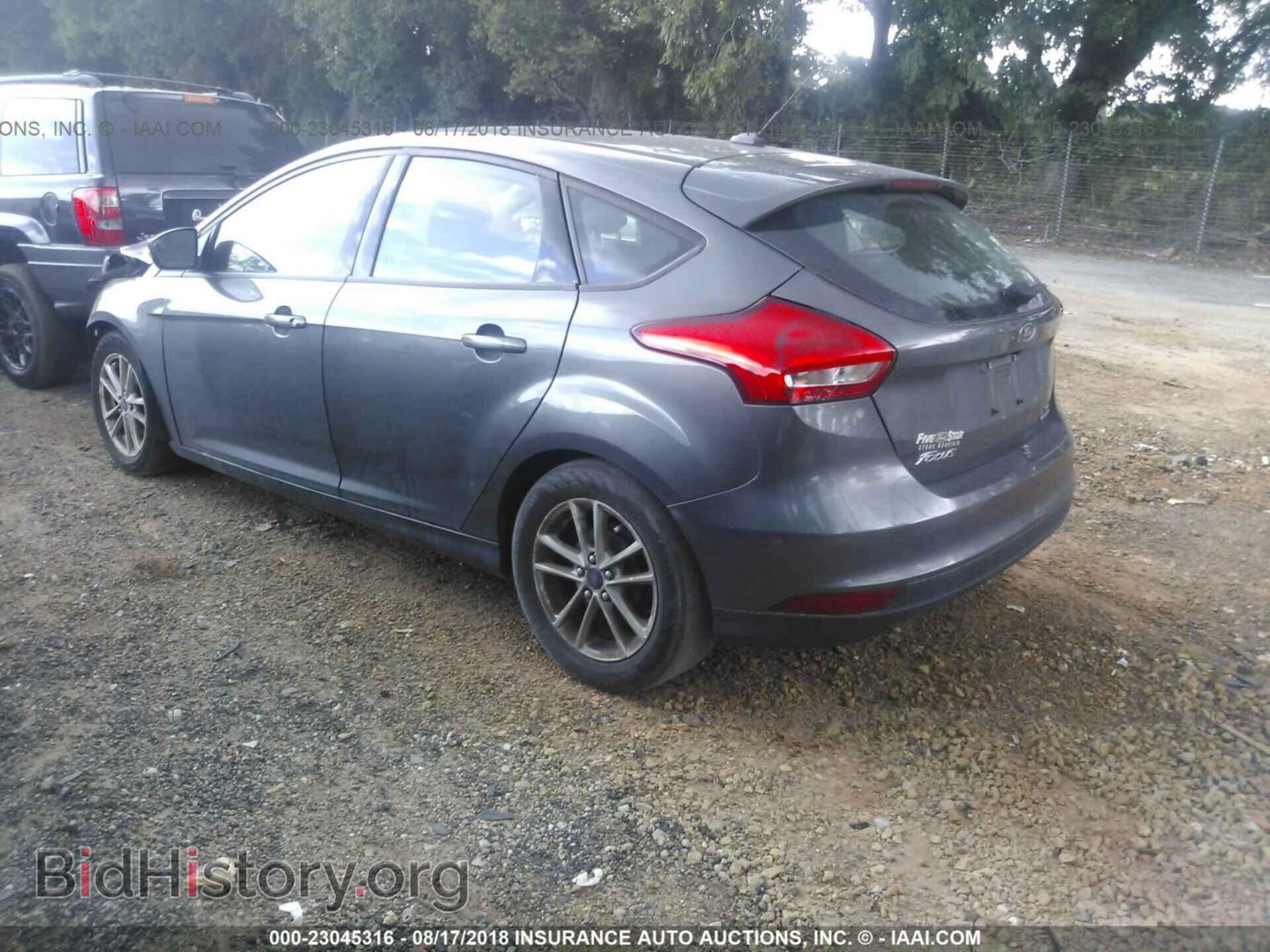 2016 Ford Focus - VIN: 1FADP3K27GL241016 - Фото 3