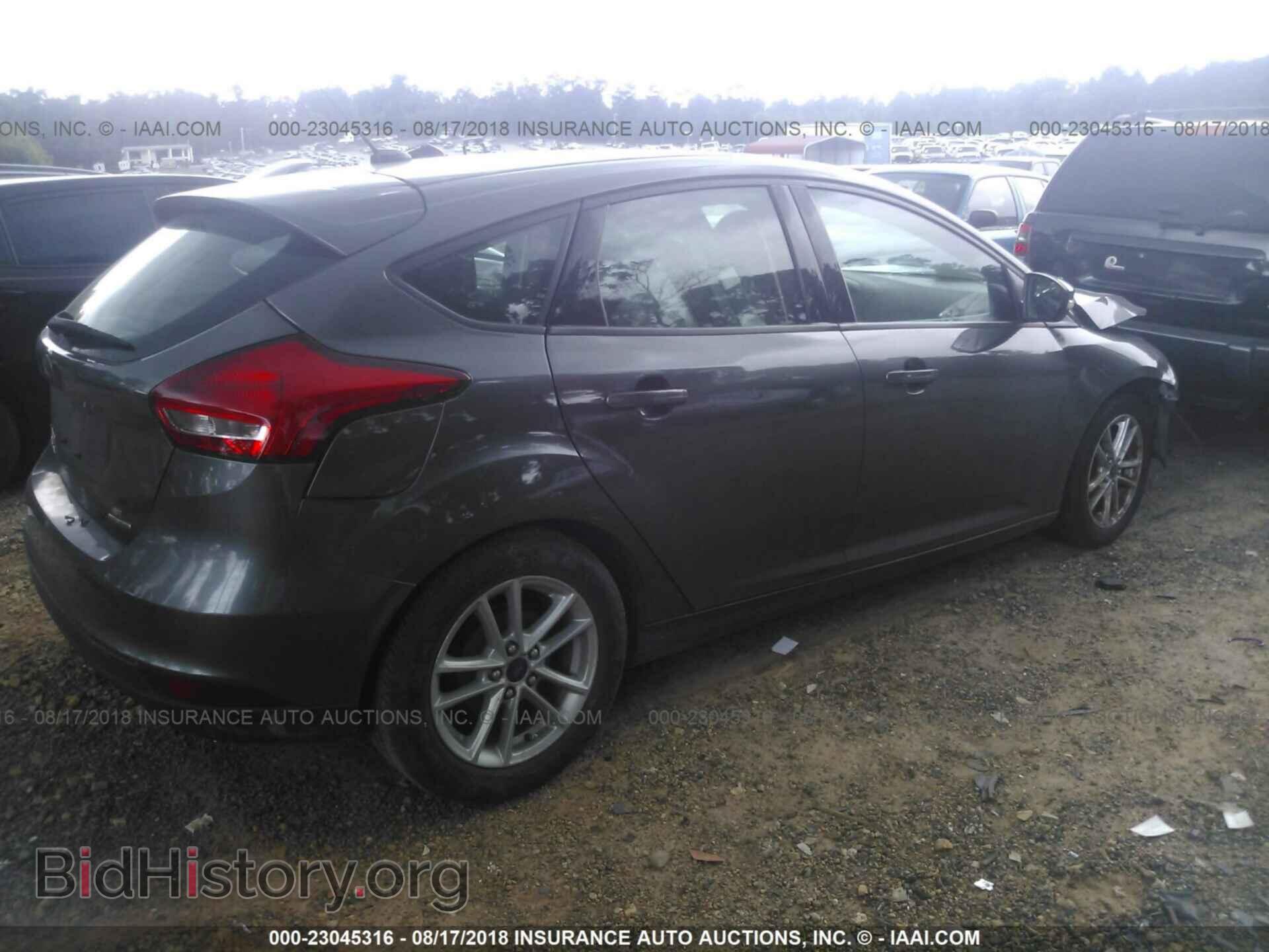 2016 Ford Focus - VIN: 1FADP3K27GL241016 - Фото 4