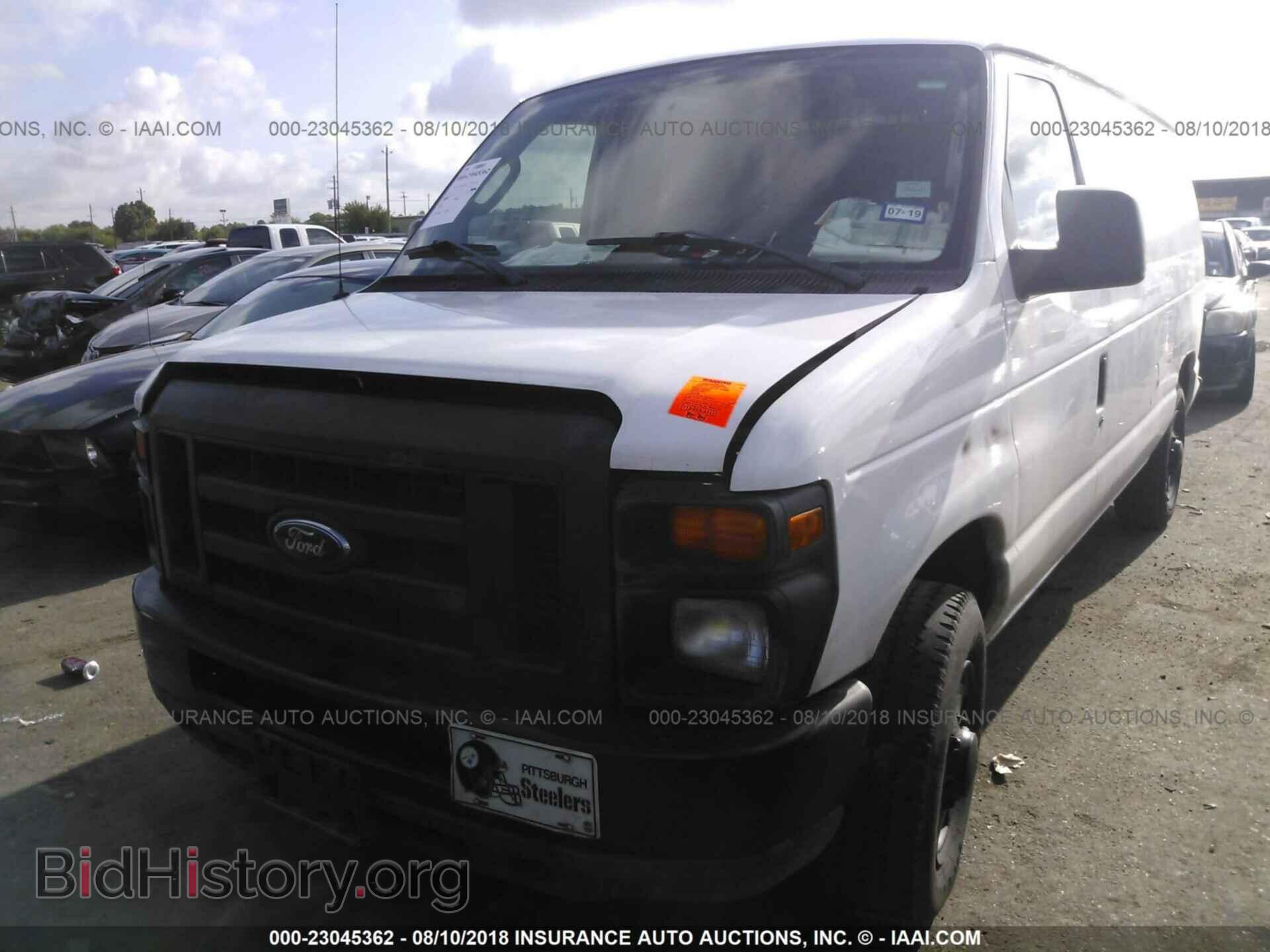2011 Ford Econoline - VIN: 1FTNE1EW2BDA09188 - Фото 2