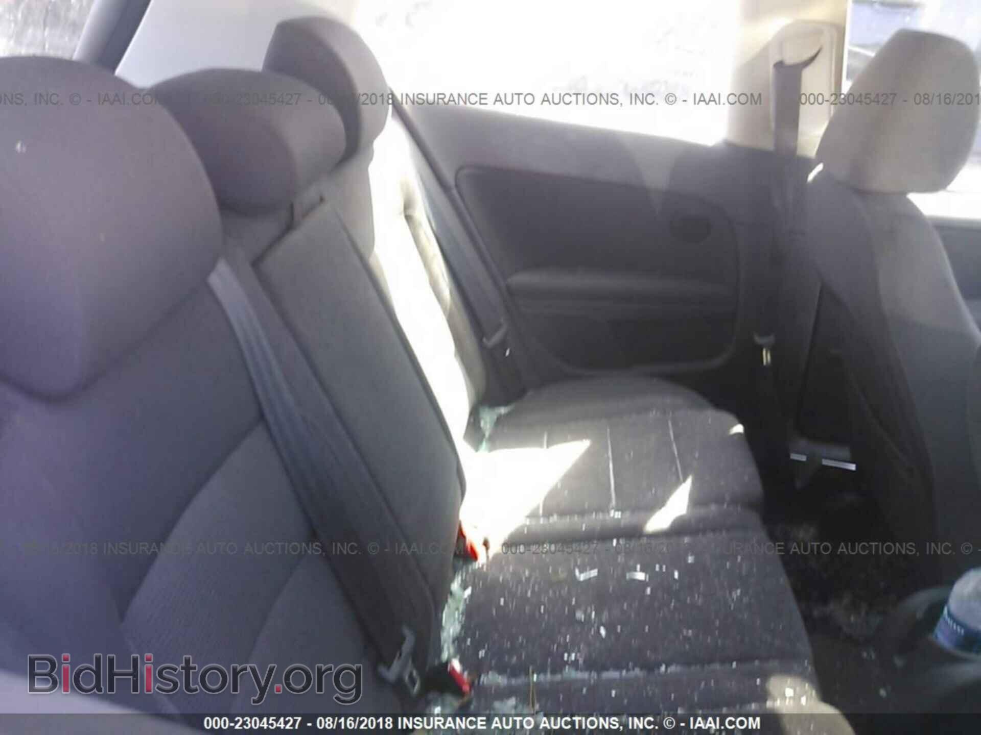 2011 Volkswagen Golf - VIN: WVWAA7AJ6BW004247 - Фото 8
