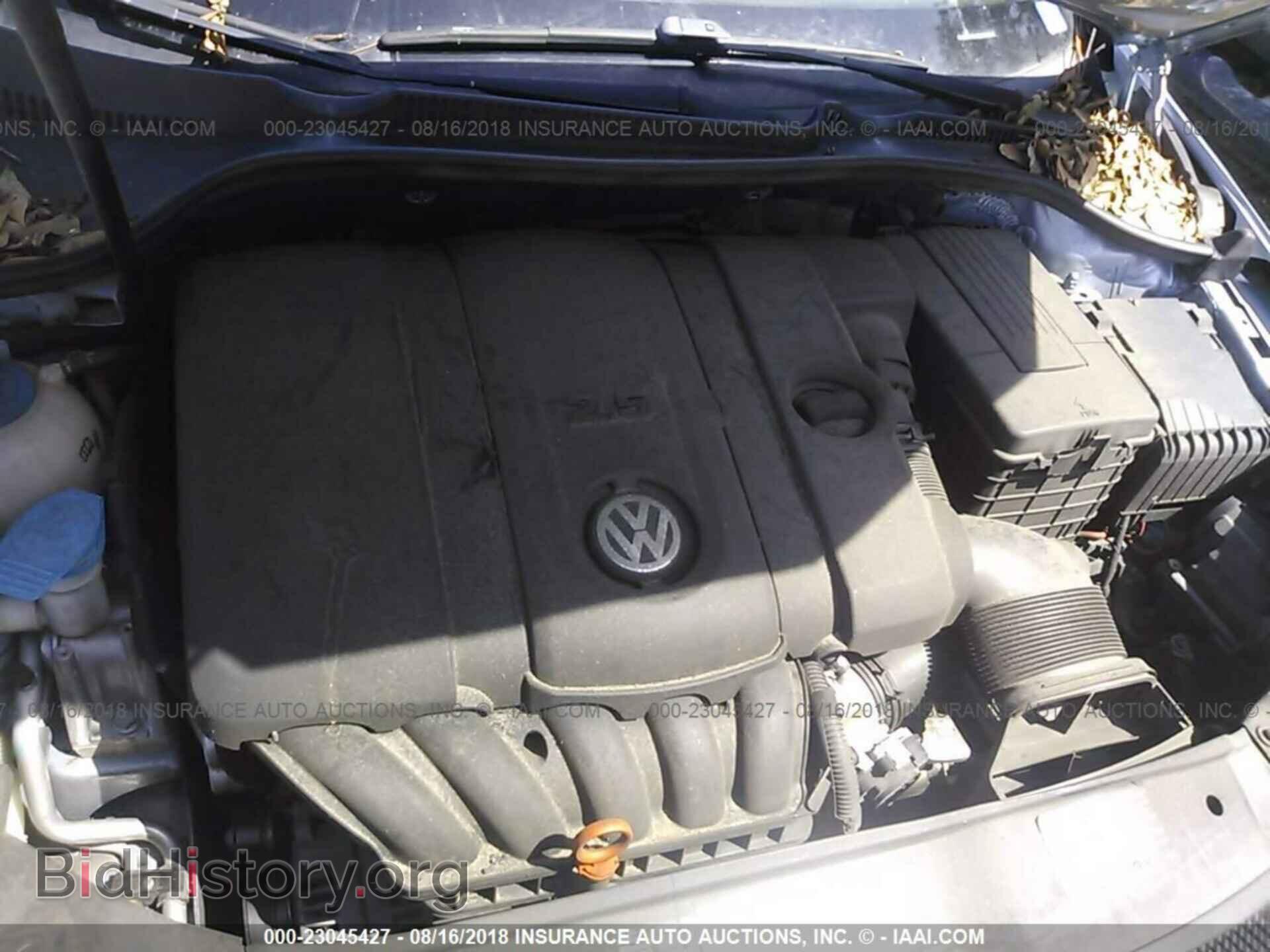 2011 Volkswagen Golf - VIN: WVWAA7AJ6BW004247 - Фото 10