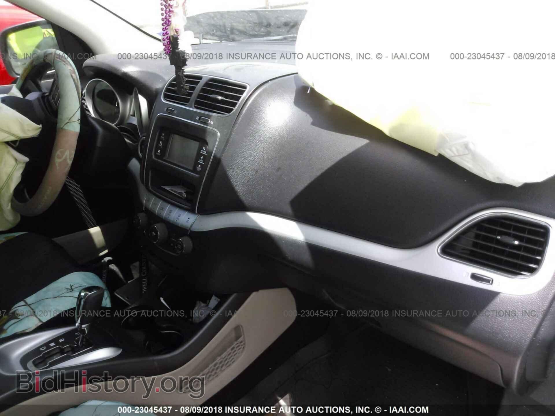 2015 Dodge Journey - VIN: 3C4PDCBG1FT627977 - Фото 5