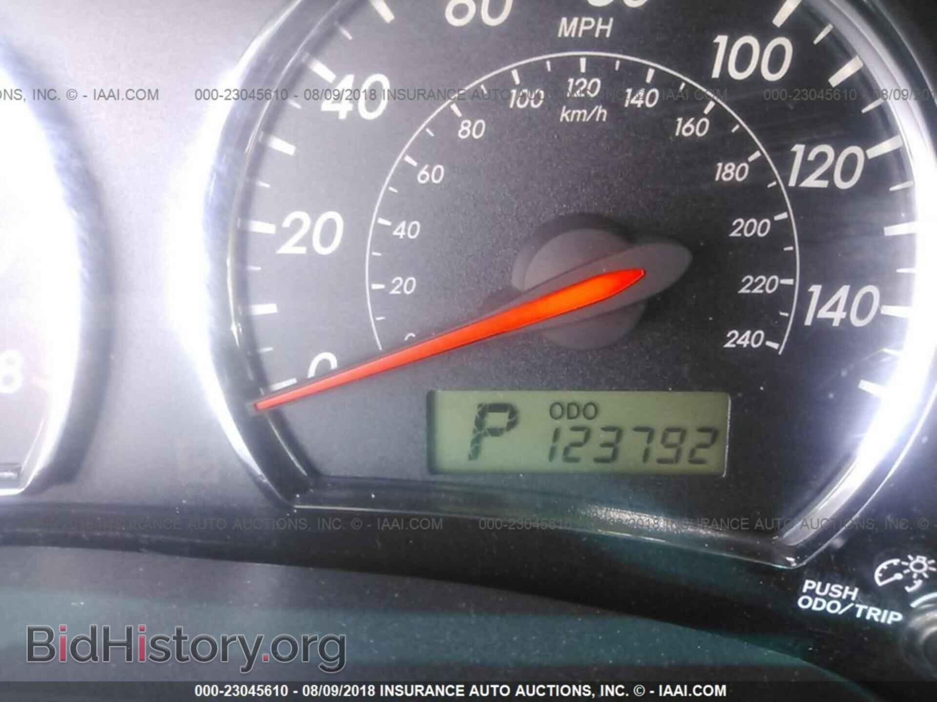2011 Toyota Corolla - VIN: 2T1BU4EE1BC747365 - Фото 7