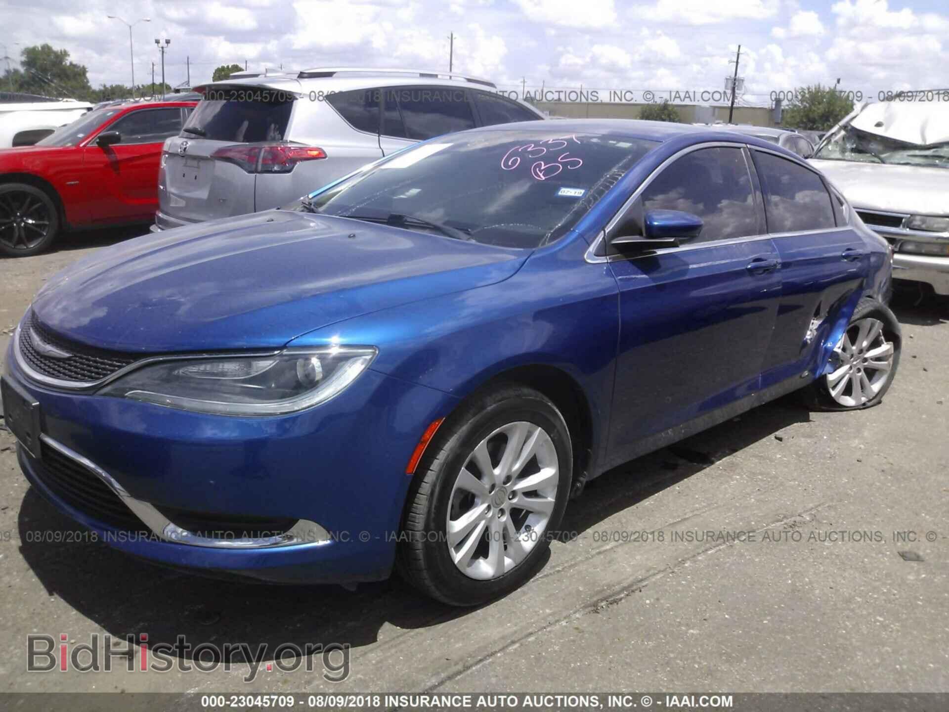 2016 Chrysler 200 - VIN: 1C3CCCAB5GN165324 - Photo 2