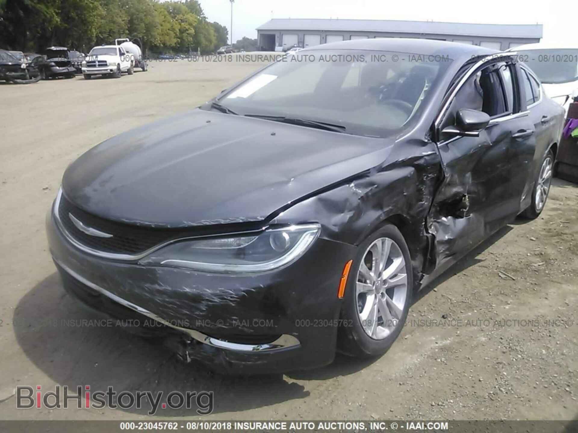 2016 Chrysler 200 - VIN: 1C3CCCAB3GN137845 - Фото 2