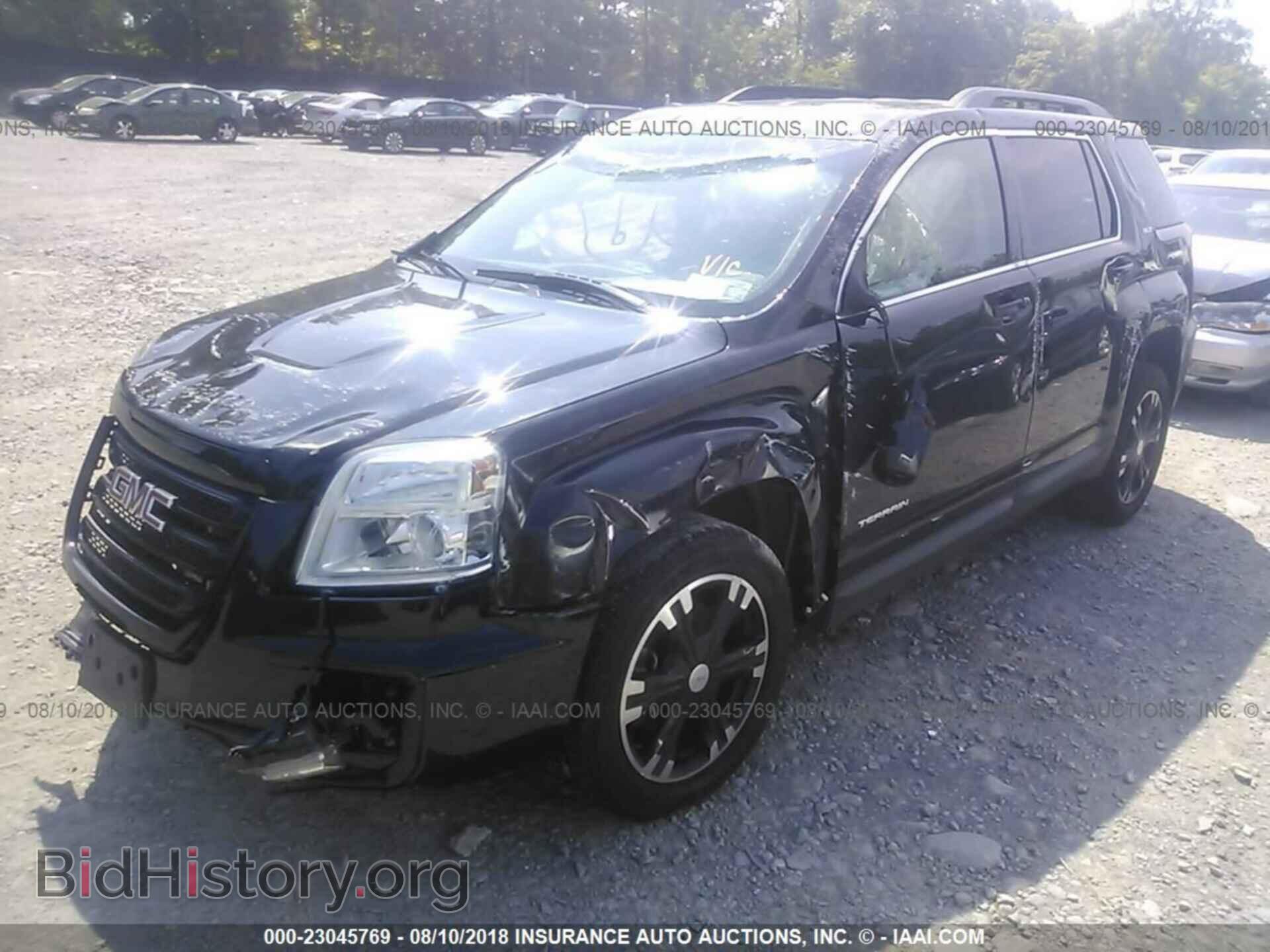 2017 Gmc Terrain - VIN: 2GKFLUEK7H6252001 - Photo 2