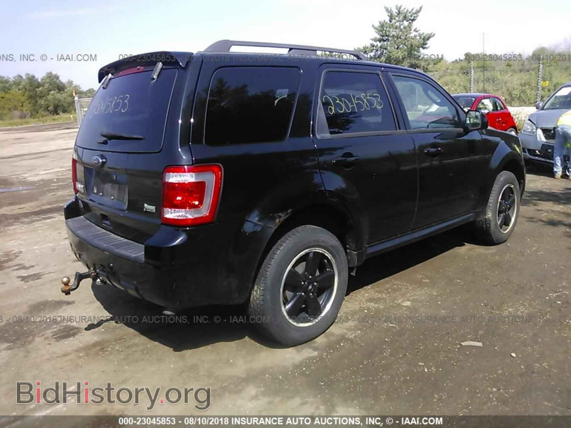 2012 Ford Escape - VIN: 1FMCU9DG9CKC02062 - Photo 4