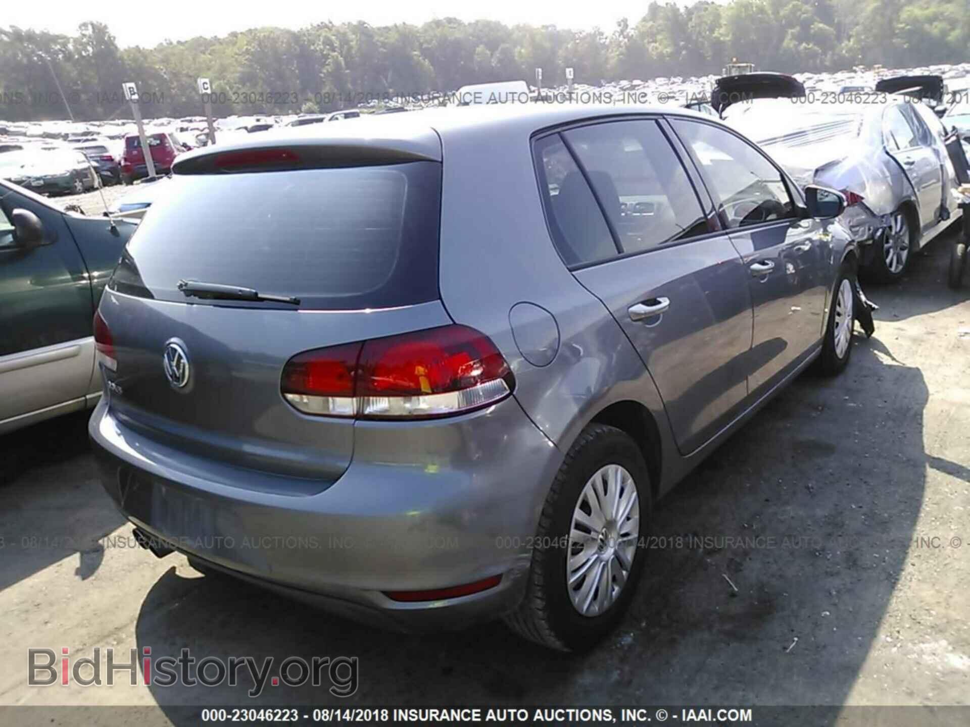 2011 Volkswagen Golf - VIN: WVWDB7AJ7BW163207 - Фото 4