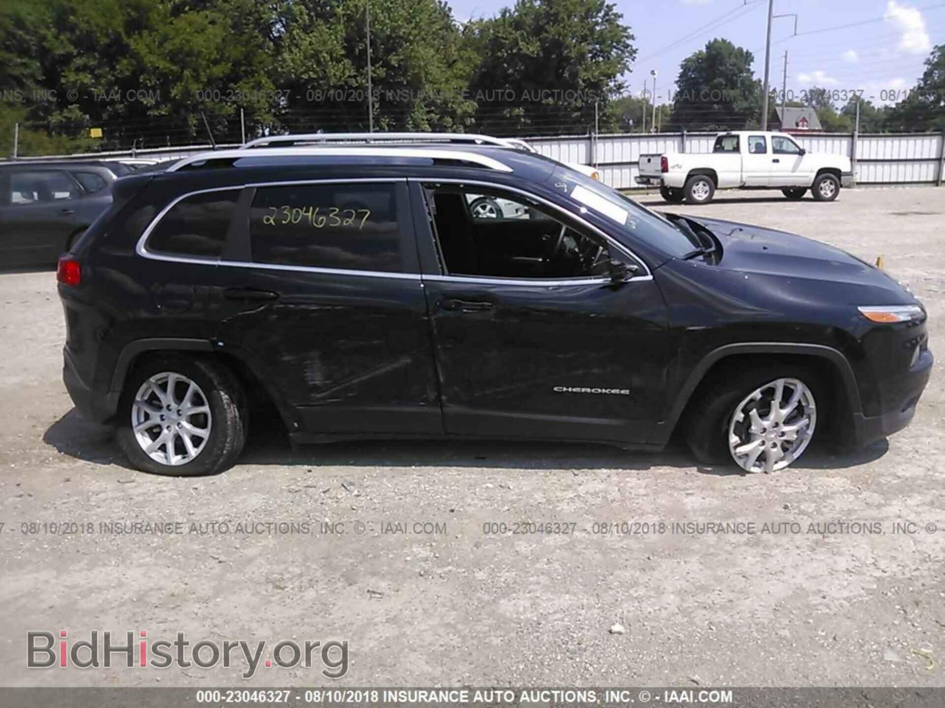 2018 Jeep Cherokee - VIN: 1C4PJLCB6JD566815 - Фото 6