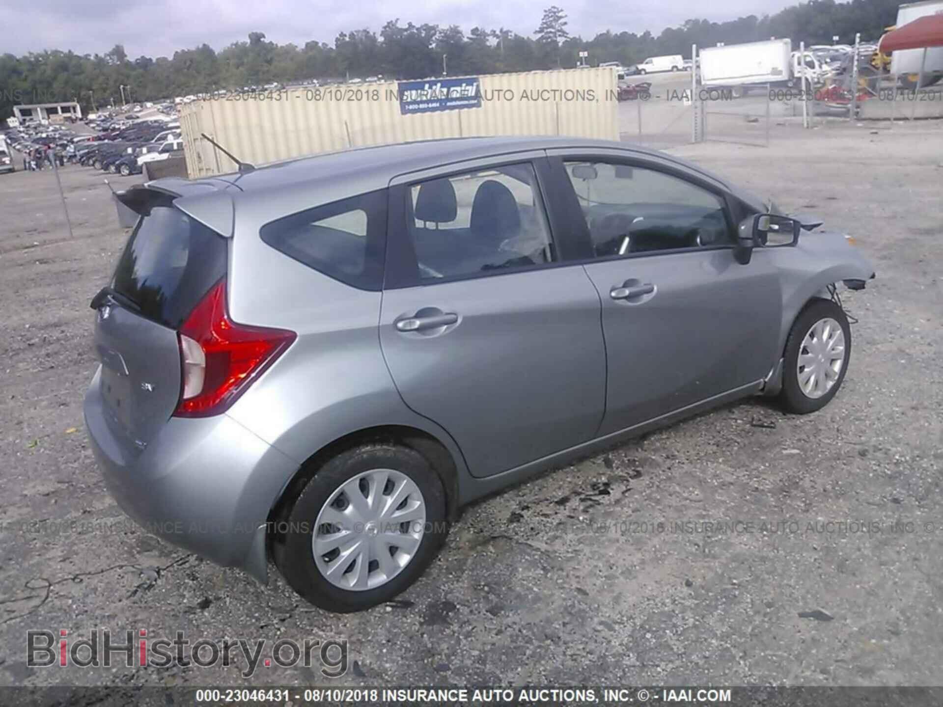 2015 Nissan Versa note - VIN: 3N1CE2CP2FL416312 - Photo 4