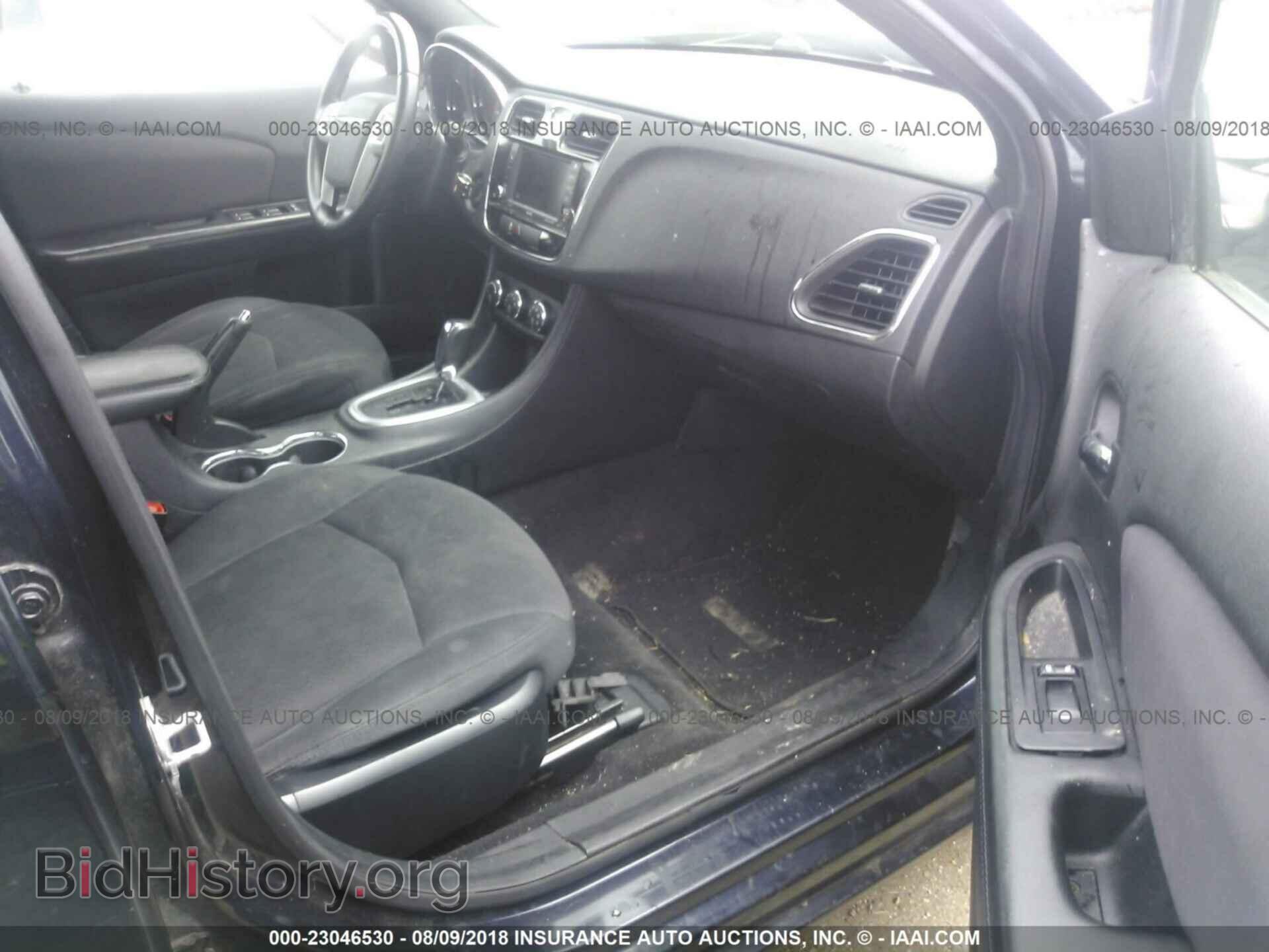 2012 Chrysler 200 - VIN: 1C3CCBBB0CN298575 - Photo 5