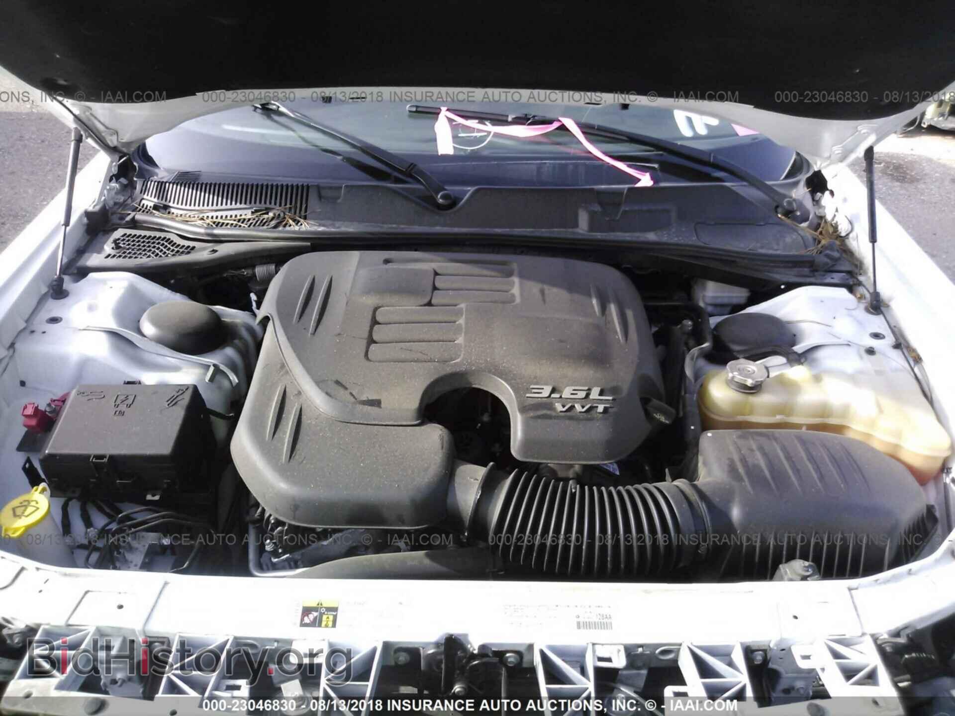 2015 Dodge Challenger - VIN: 2C3CDZAG4FH719200 - Photo 10