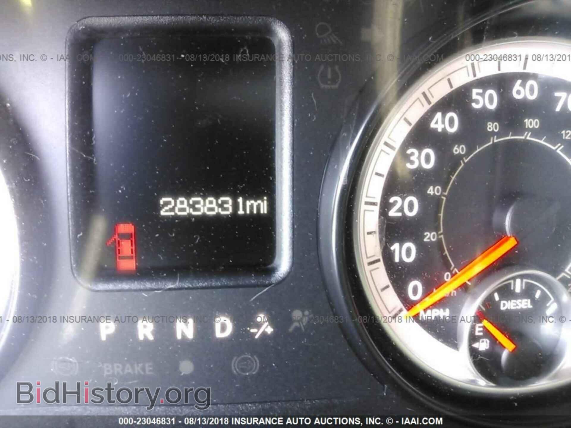 2016 Ram 3500 - VIN: 3C7WRTCL9GG235044 - Photo 6