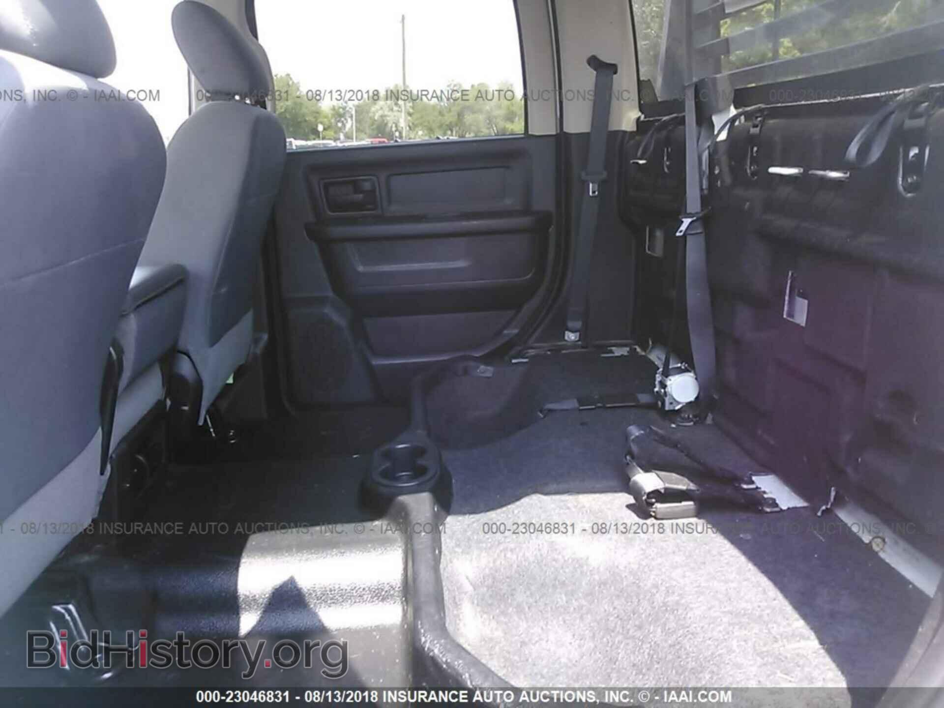 2016 Ram 3500 - VIN: 3C7WRTCL9GG235044 - Photo 7