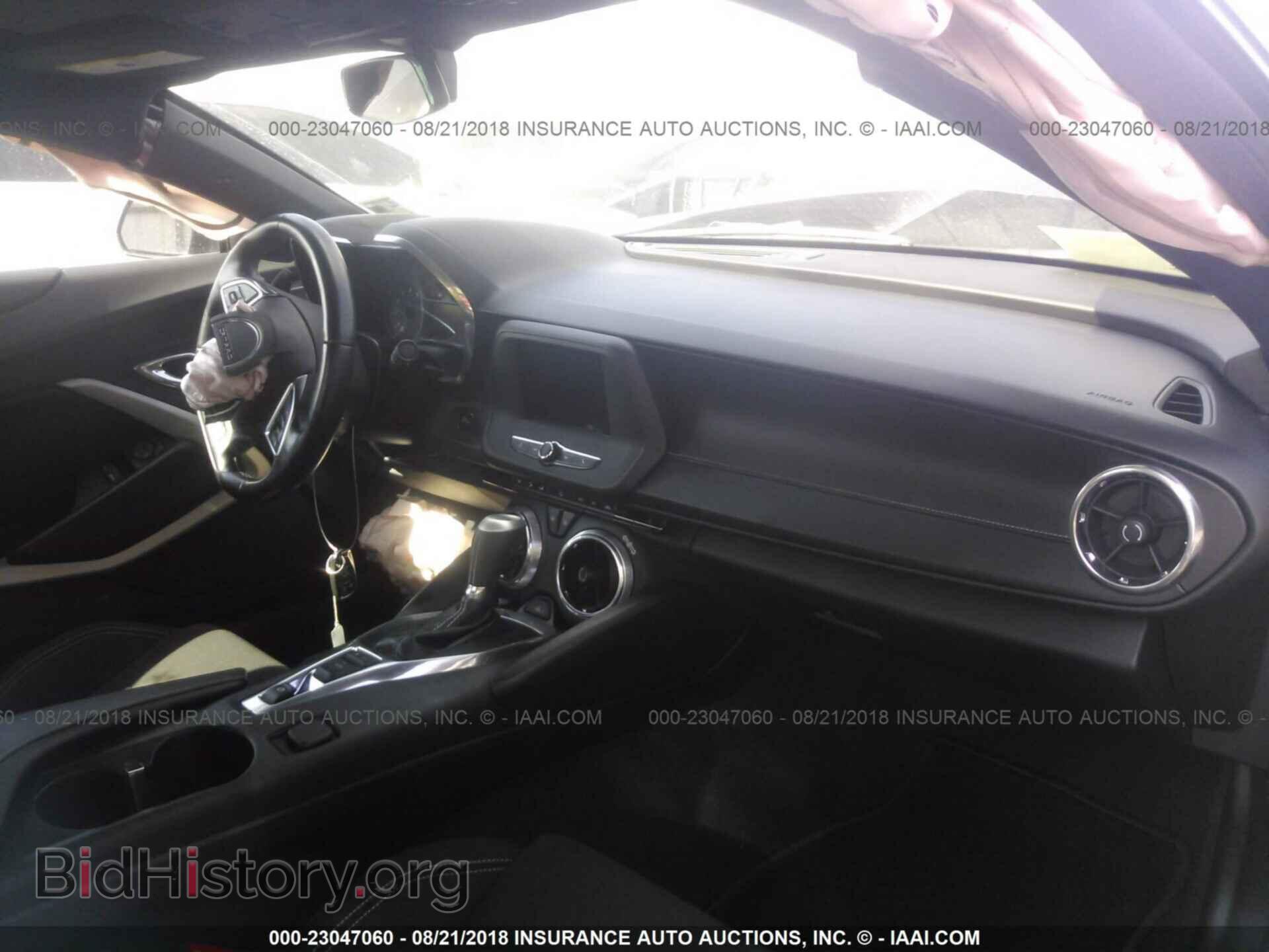 2017 Chevrolet Camaro - VIN: 1G1FB1RX9H0176558 - Фото 5
