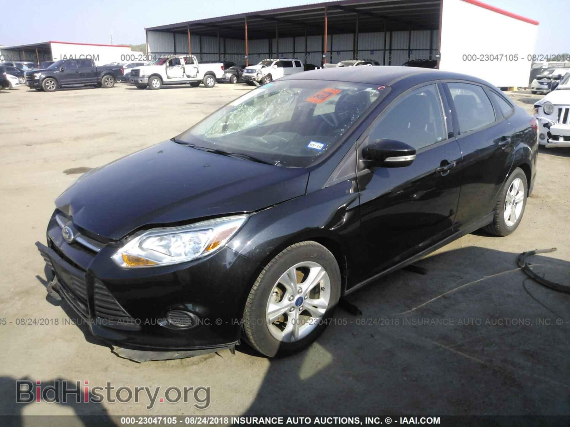 2014 Ford Focus - VIN: 1FADP3F28EL175003 - Фото 2