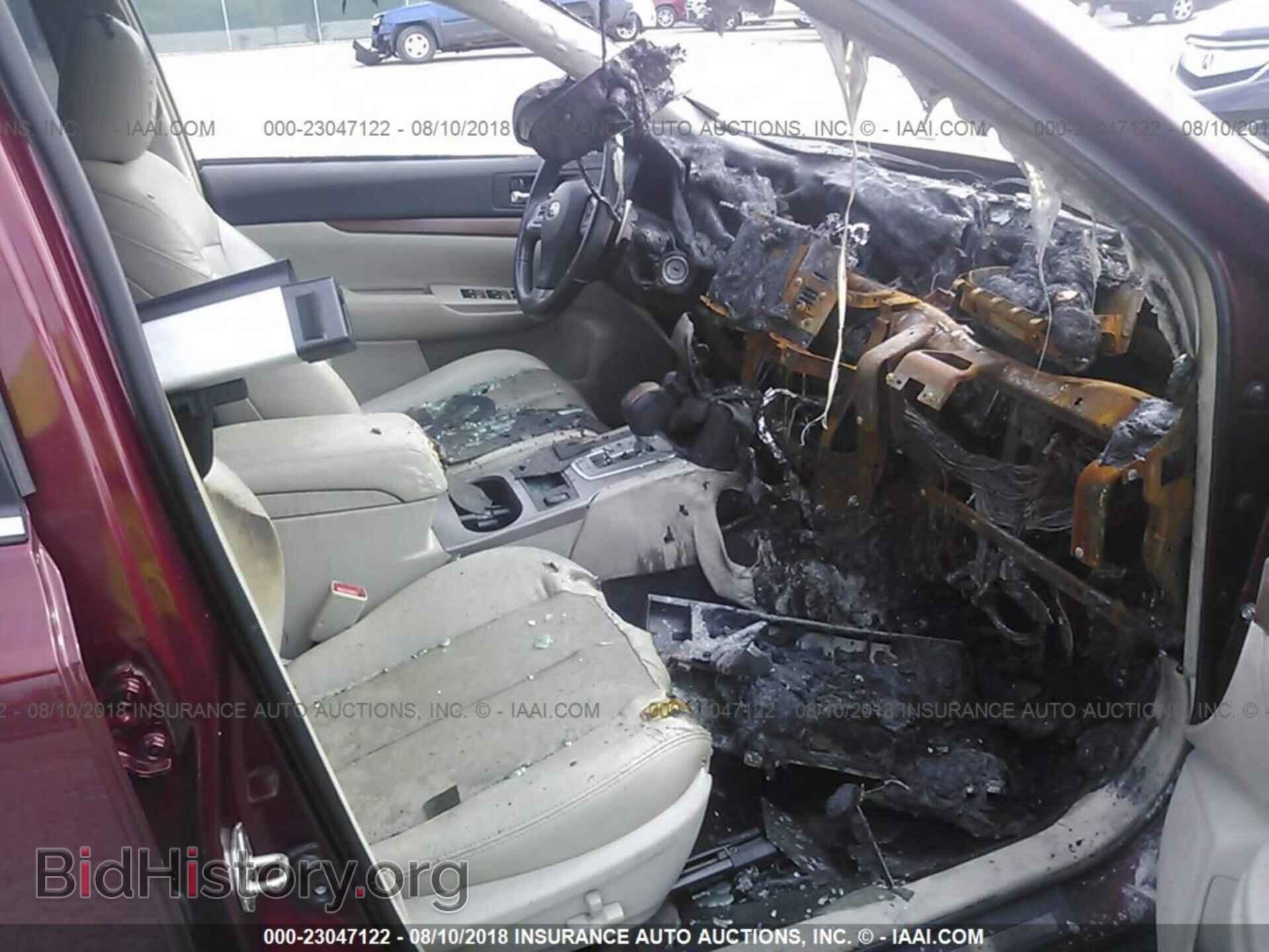 2013 Subaru Outback - VIN: 4S4BRBKC1D3221107 - Photo 5