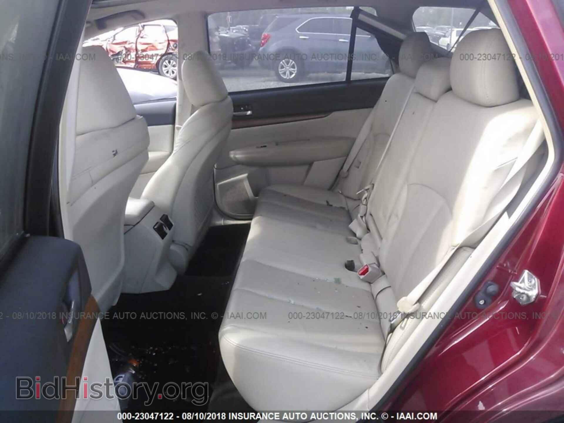 2013 Subaru Outback - VIN: 4S4BRBKC1D3221107 - Photo 8