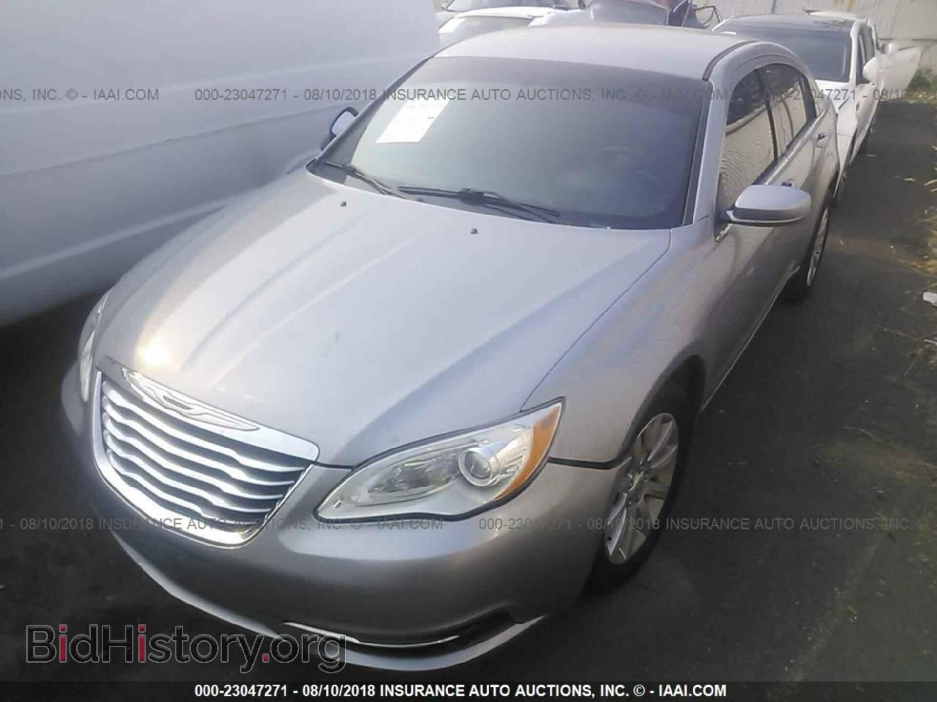 2013 CHRYSLER 200 - VIN: 1C3CCBBB3DN764565 - Photo 2