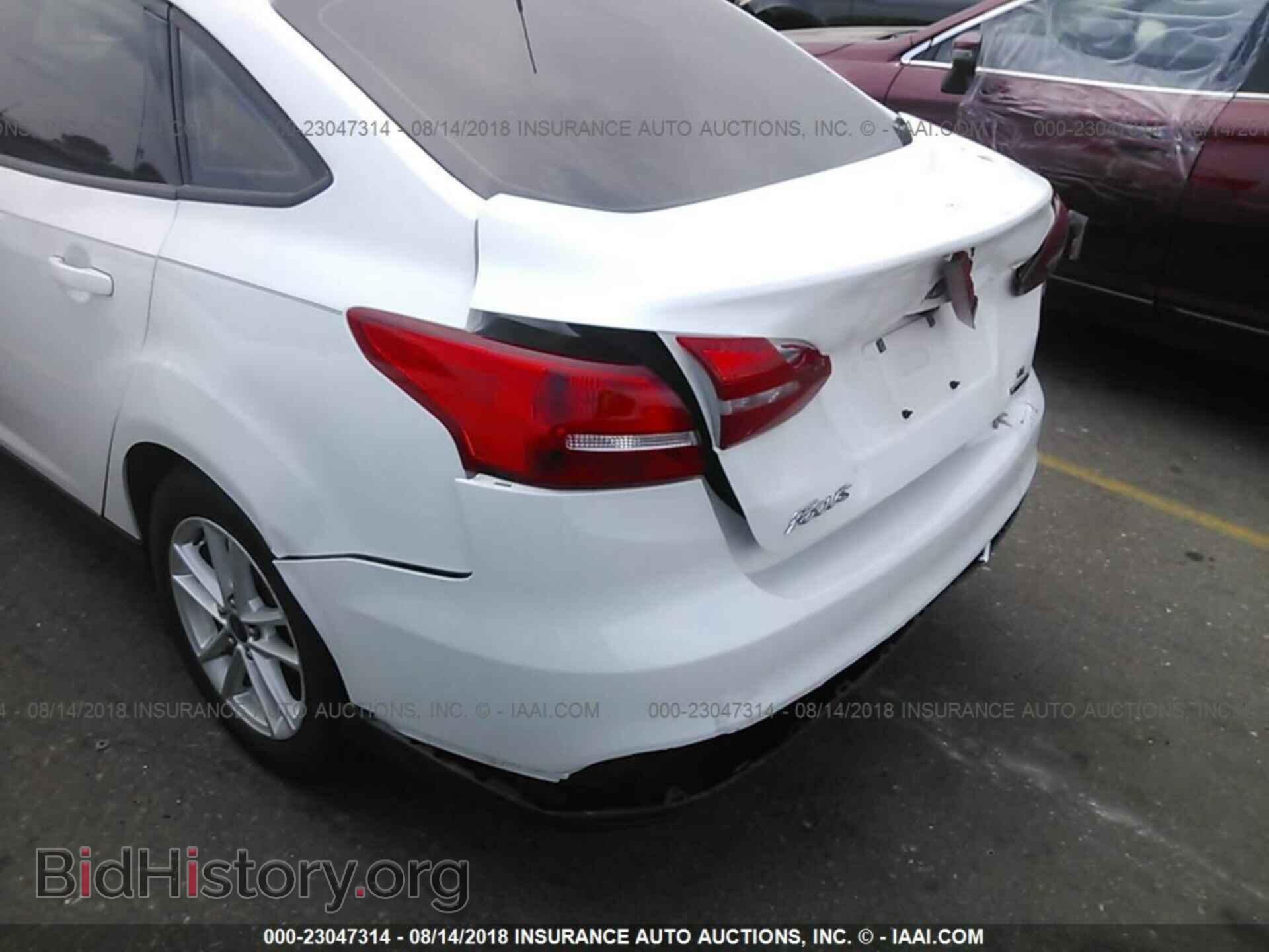 2015 Ford Focus - VIN: 1FADP3F23FL300037 - Фото 6