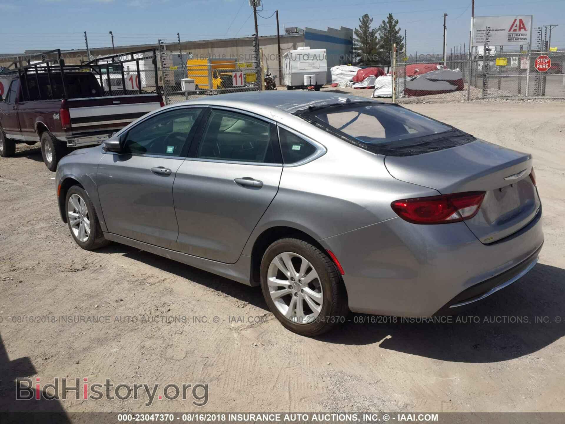 2015 Chrysler 200 - VIN: 1C3CCCAB5FN701445 - Фото 3