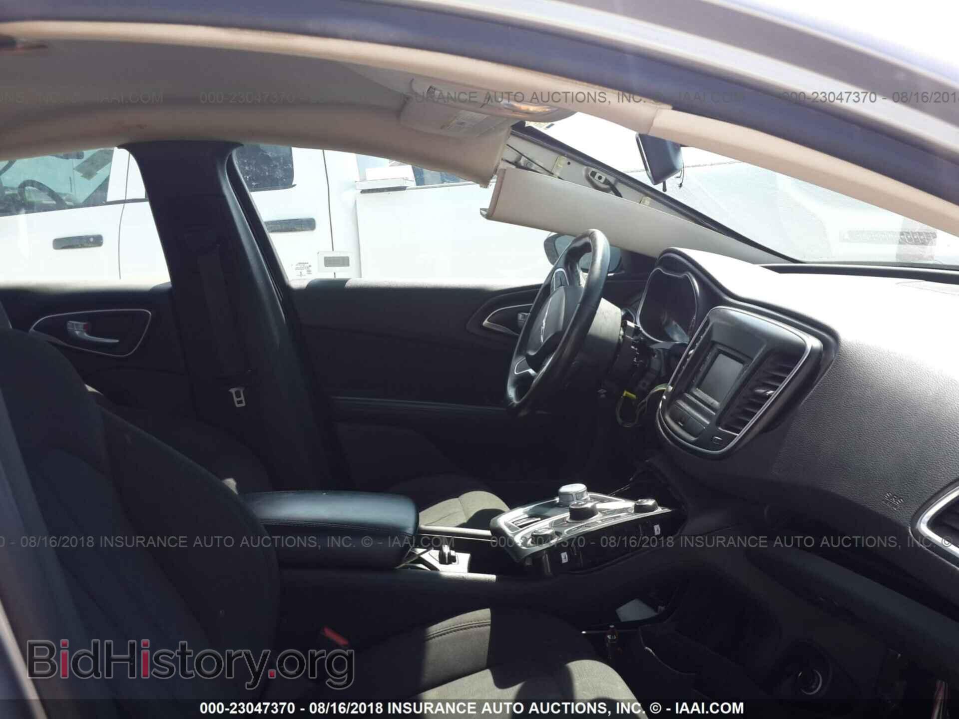 2015 Chrysler 200 - VIN: 1C3CCCAB5FN701445 - Фото 5
