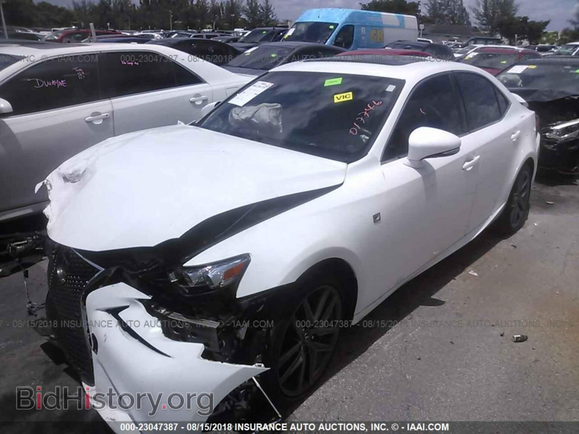 2016 Lexus Is - VIN: JTHBA1D2XG5017746 - Photo 2