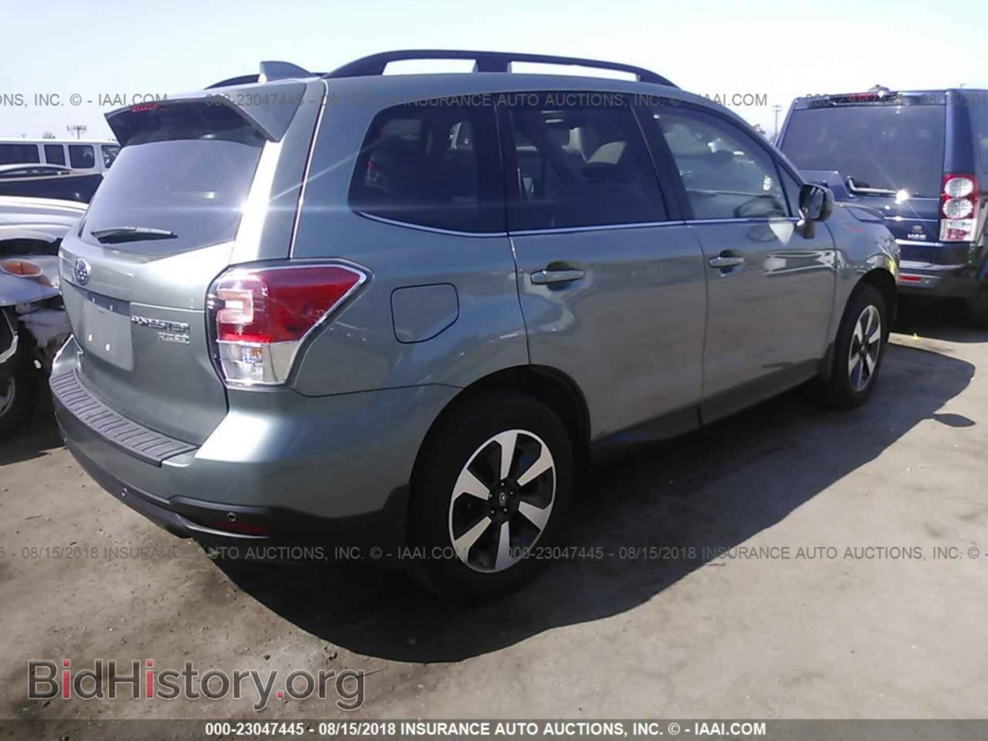 2017 Subaru Forester - VIN: JF2SJARC2HH438588 - Фото 4