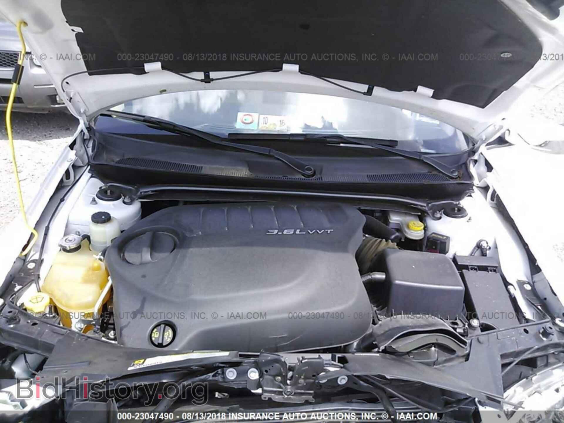 2012 Chrysler 200 - VIN: 1C3CCBCG4CN308230 - Photo 10