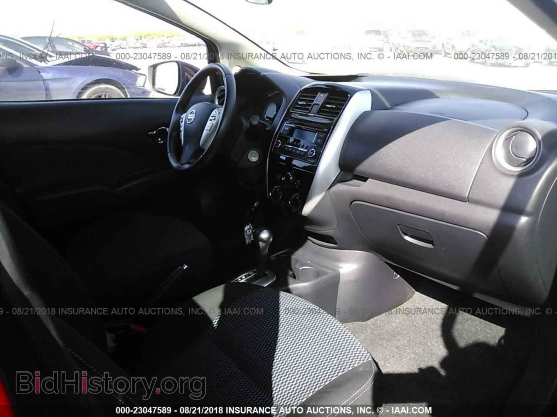 2015 Nissan Versa note - VIN: 3N1CE2CP3FL420417 - Фото 5