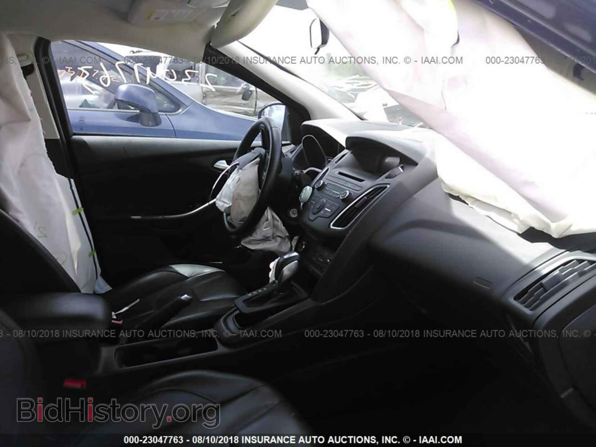 2016 Ford Focus - VIN: 1FADP3K27GL205424 - Фото 5