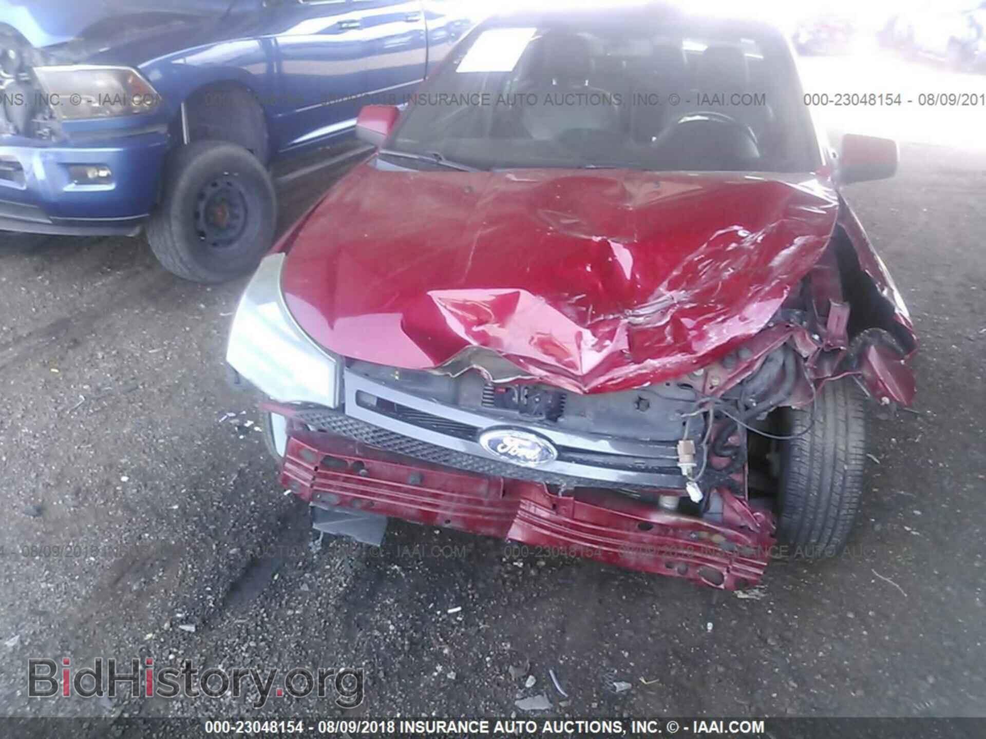 2011 Ford Focus - VIN: 1FAHP3GN0BW107914 - Photo 6