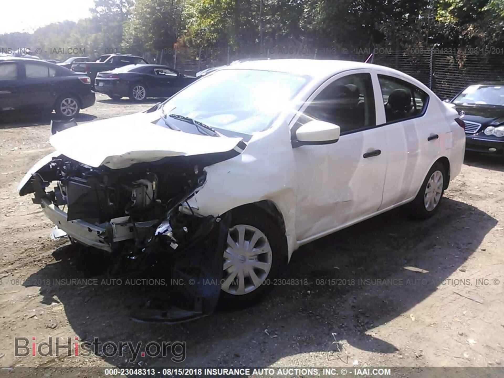 2017 Nissan Versa - VIN: 3N1CN7AP5HL821258 - Фото 2