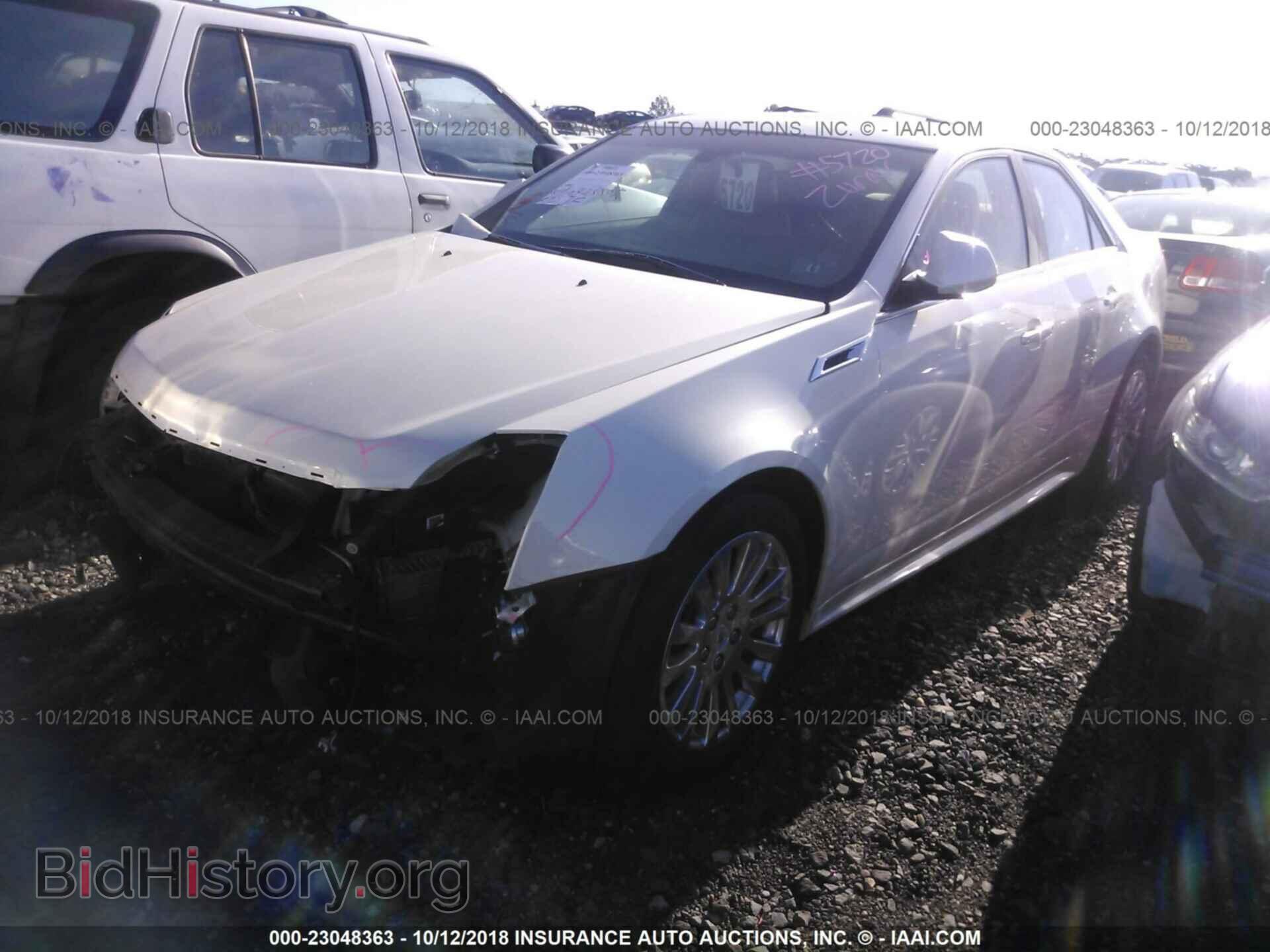 2013 Cadillac Cts - VIN: 1G6DS5E31D0172896 - Фото 2