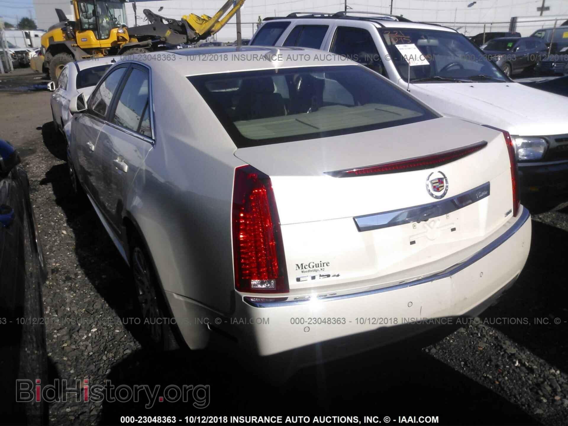 2013 Cadillac Cts - VIN: 1G6DS5E31D0172896 - Фото 3