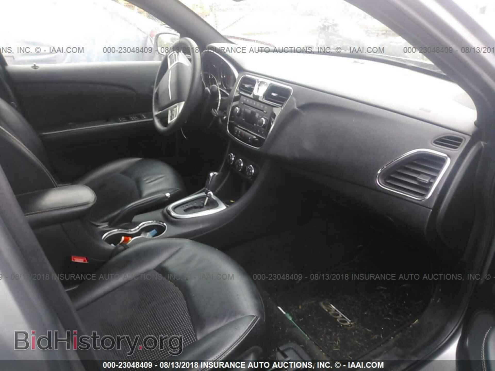 2014 Chrysler 200 - VIN: 1C3CCBCG9EN170879 - Фото 5