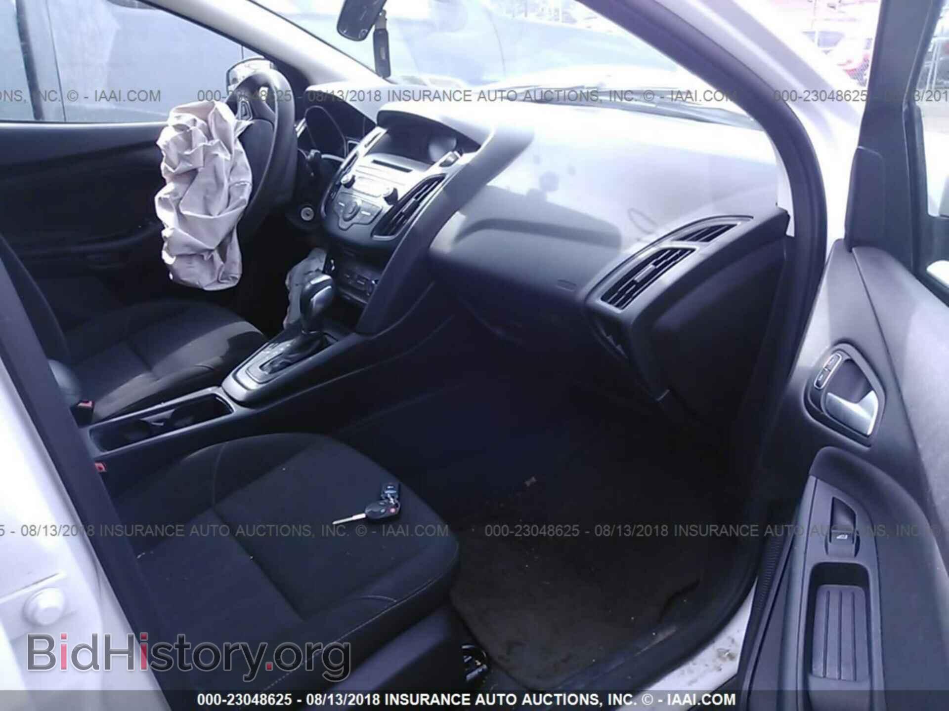 2015 Ford Focus - VIN: 1FADP3F22FL217151 - Photo 5