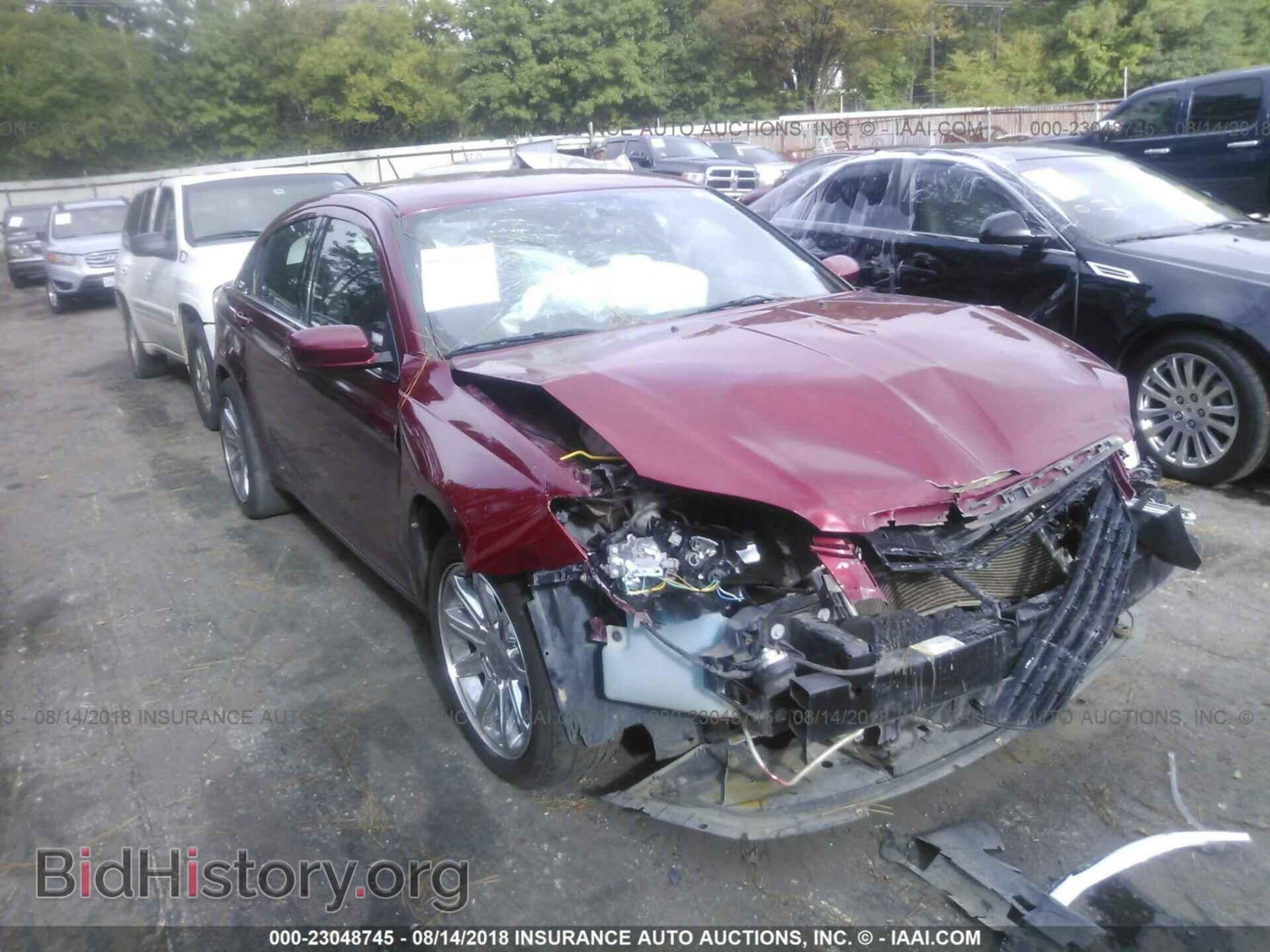 Photo 1C3CCBAB6DN622597 - Chrysler 200 2013