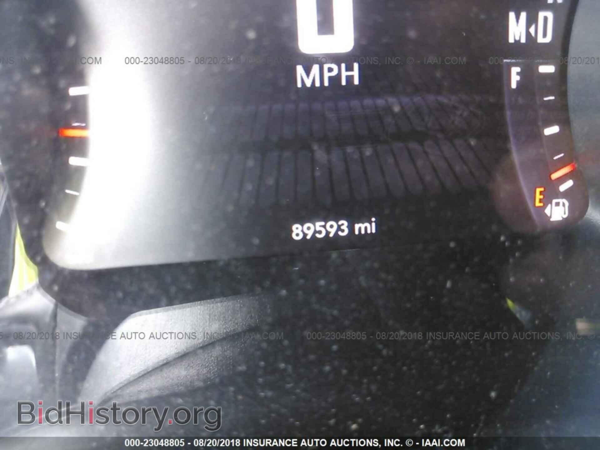 2015 Dodge Challenger - VIN: 2C3CDZAGXFH704023 - Photo 7