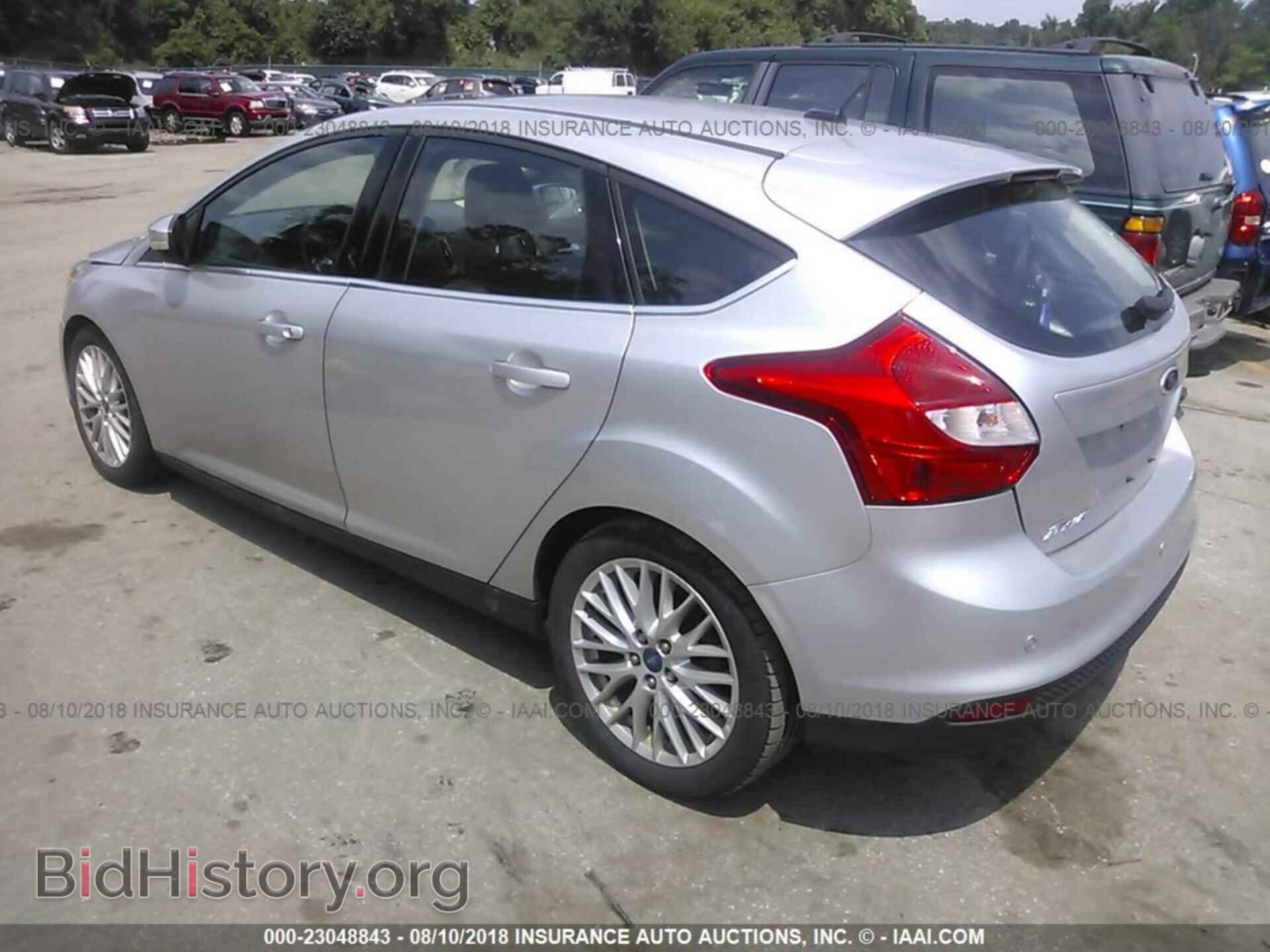 2012 Ford Focus - VIN: 1FAHP3M28CL180008 - Photo 3