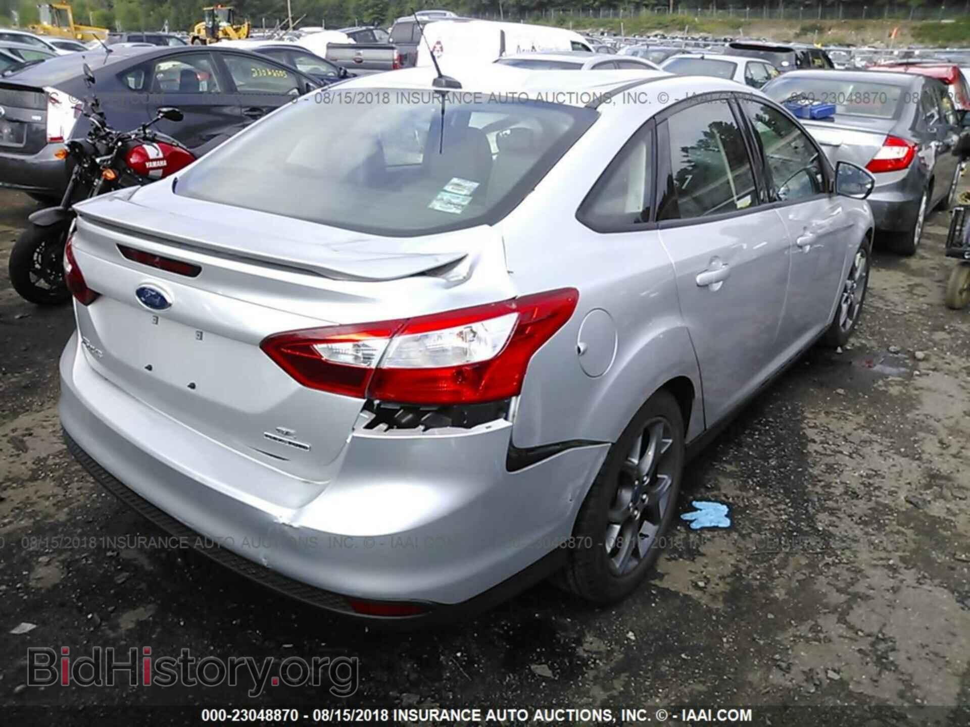2013 Ford Focus - VIN: 1FADP3F26DL326838 - Photo 4