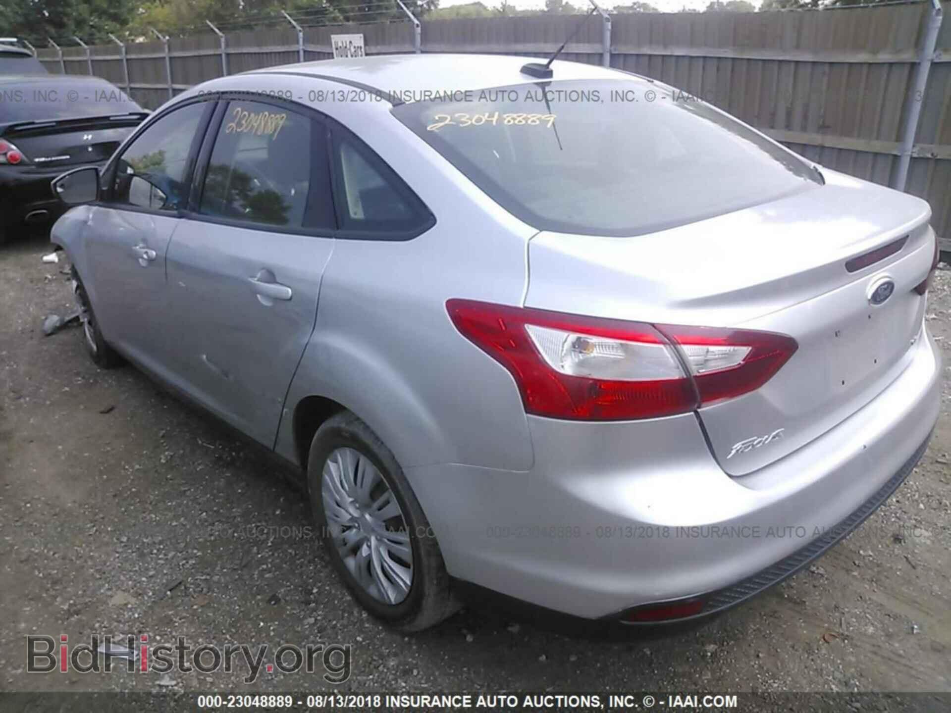 2012 Ford Focus - VIN: 1FAHP3F22CL263530 - Фото 3