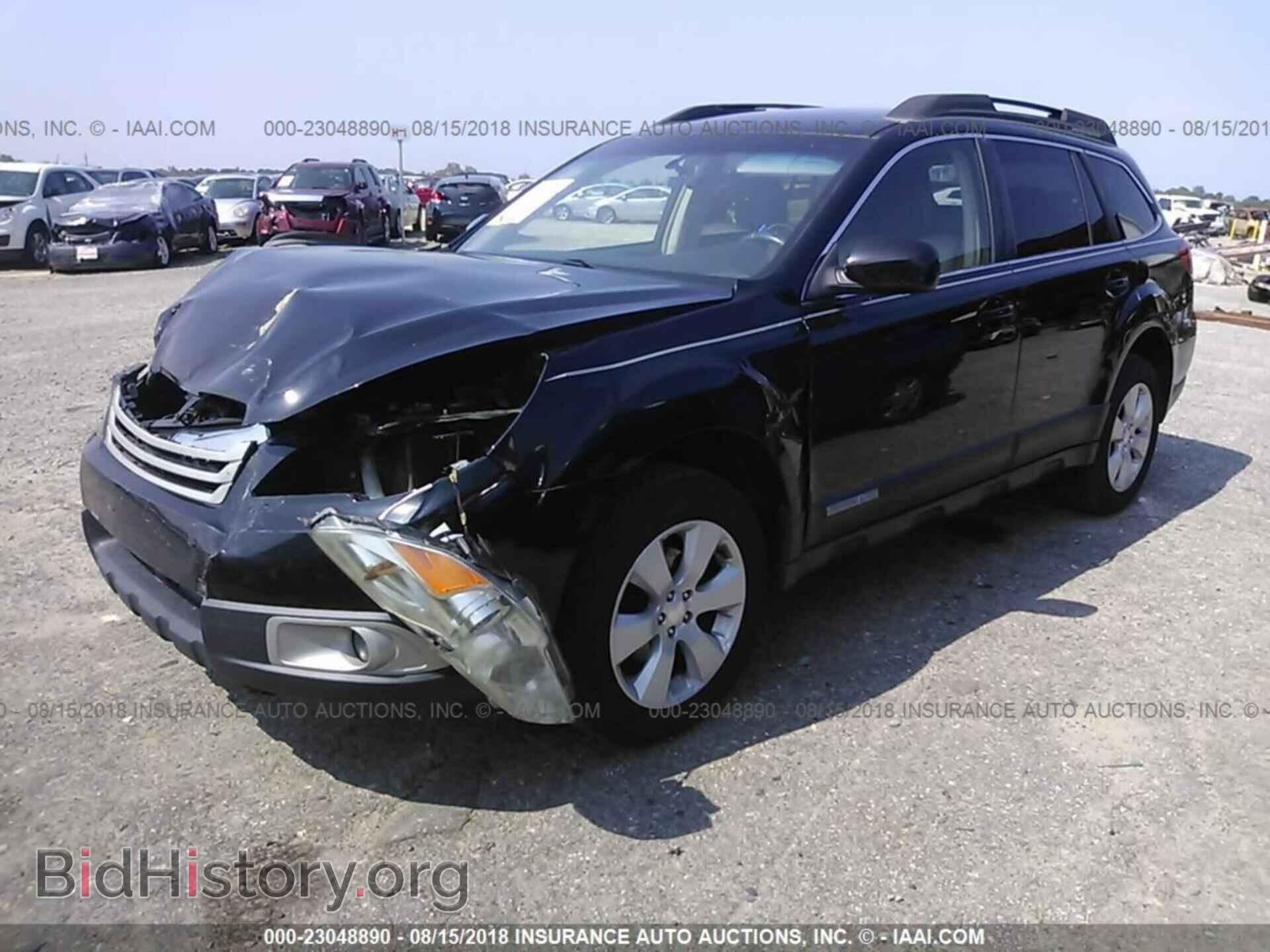 2012 Subaru Outback - VIN: 4S4BRBCC8C3241447 - Photo 2