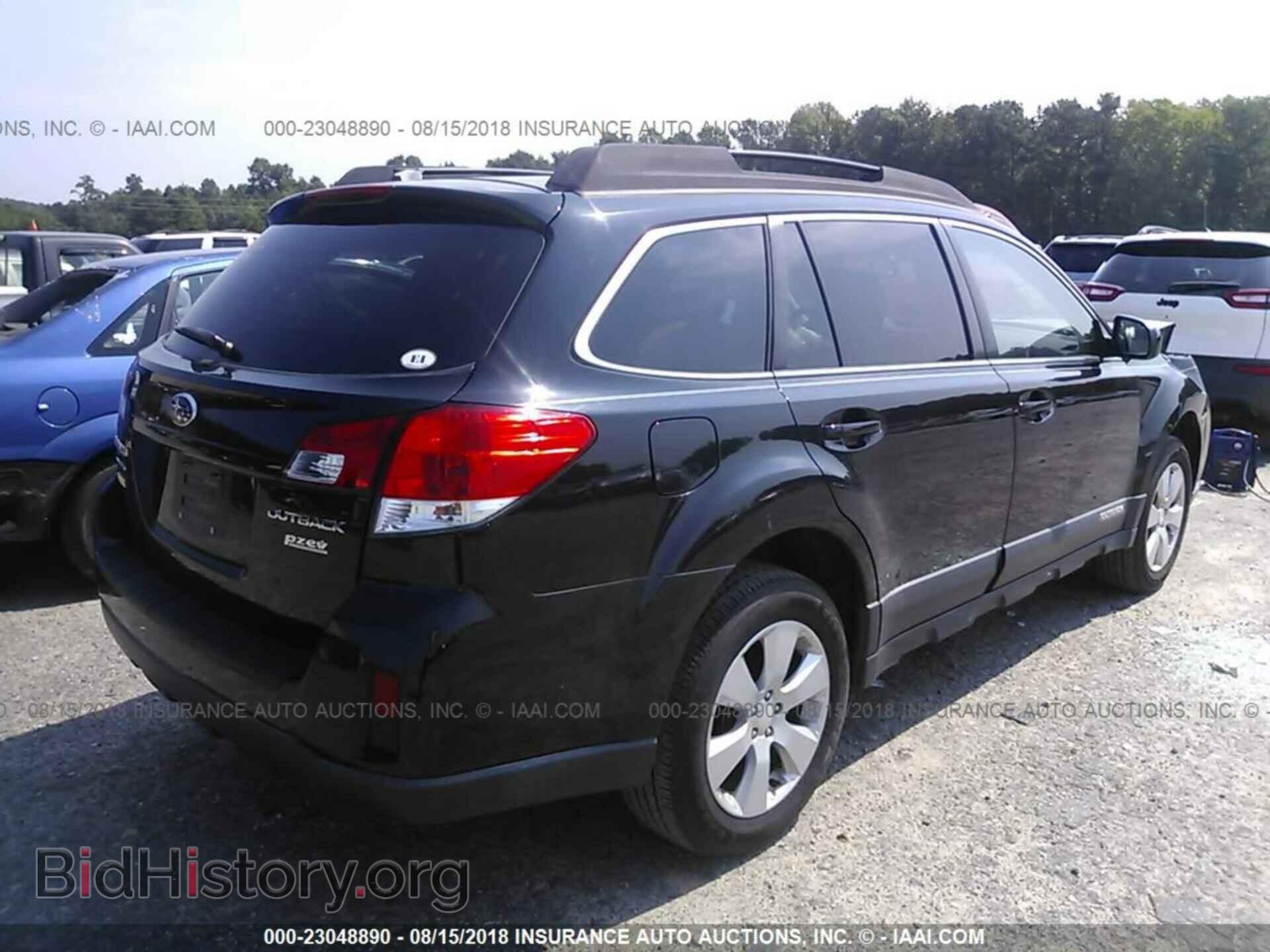 2012 Subaru Outback - VIN: 4S4BRBCC8C3241447 - Photo 4