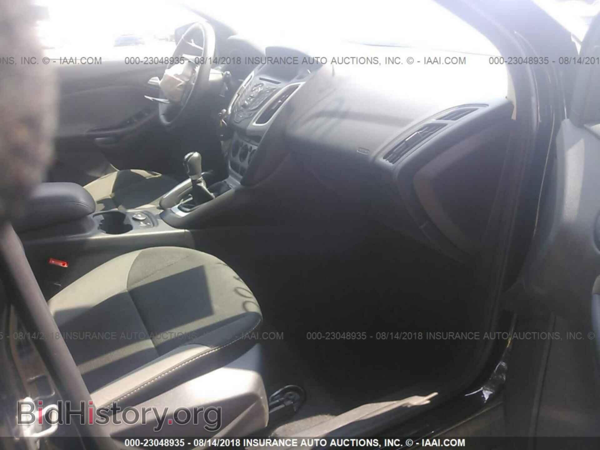 2014 Ford Focus - VIN: 1FADP3K22EL136803 - Photo 5